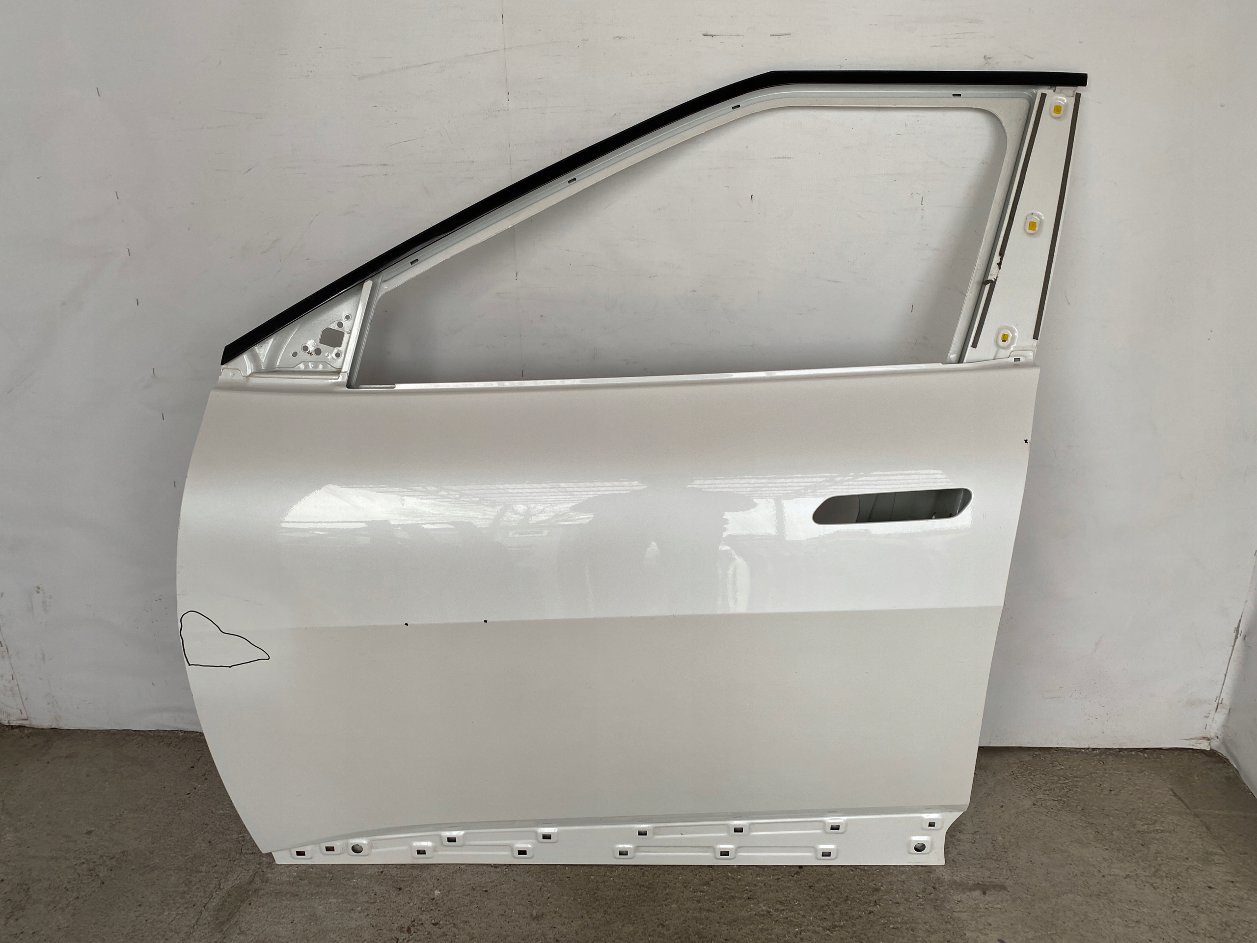 KIA EV6 DRZWI LEWE PRZEDNIE POZNAŃ (GIEŁDA)