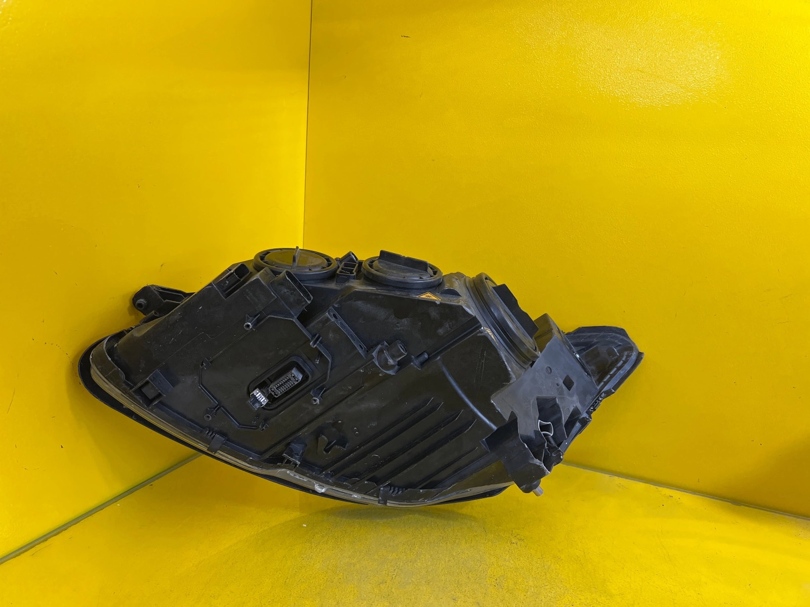 MERCEDES-BENZ S W221 light right A2218204061