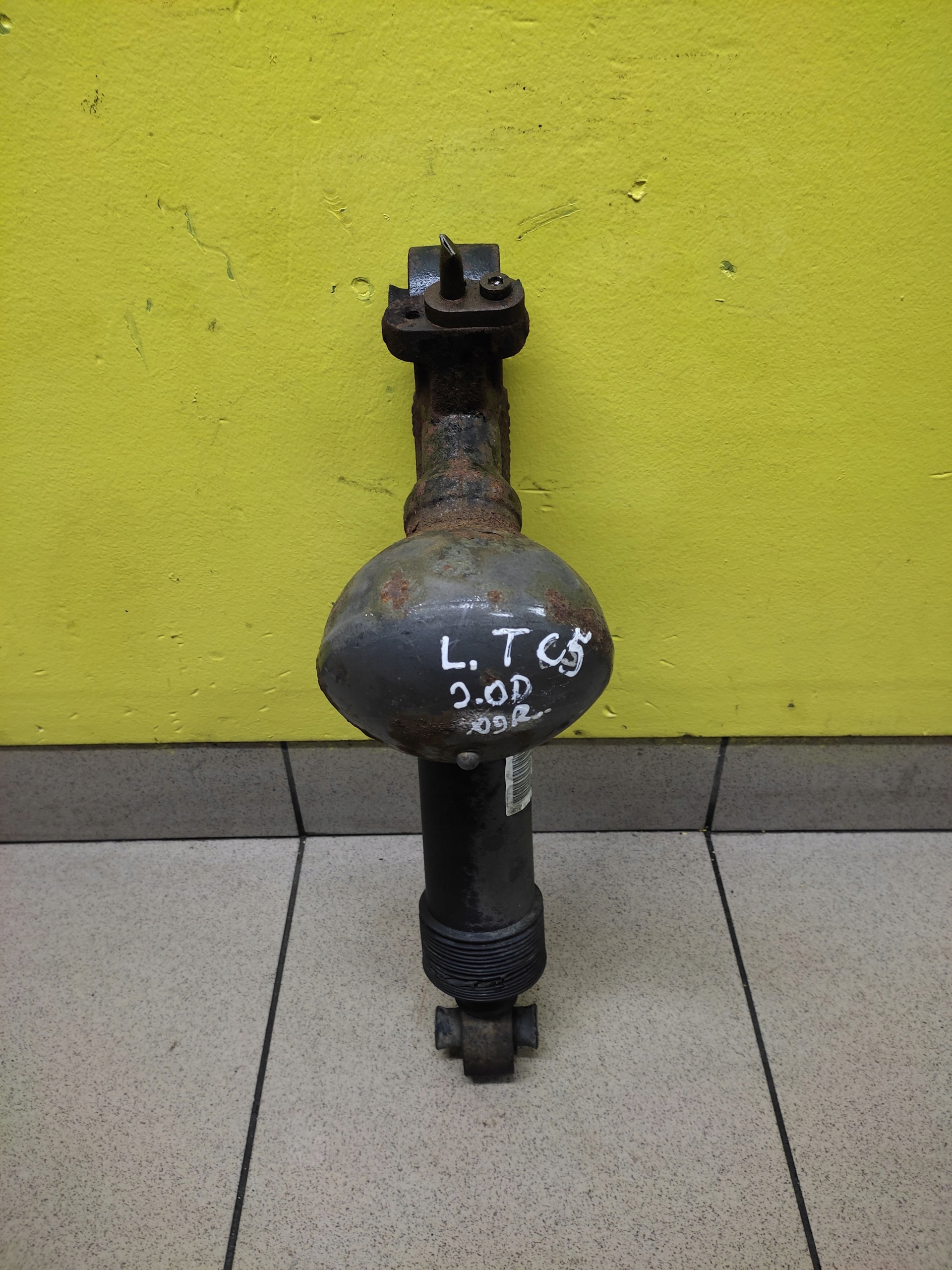CITROEN C5 III 2.0 shock absorber left rear part 9688226480
