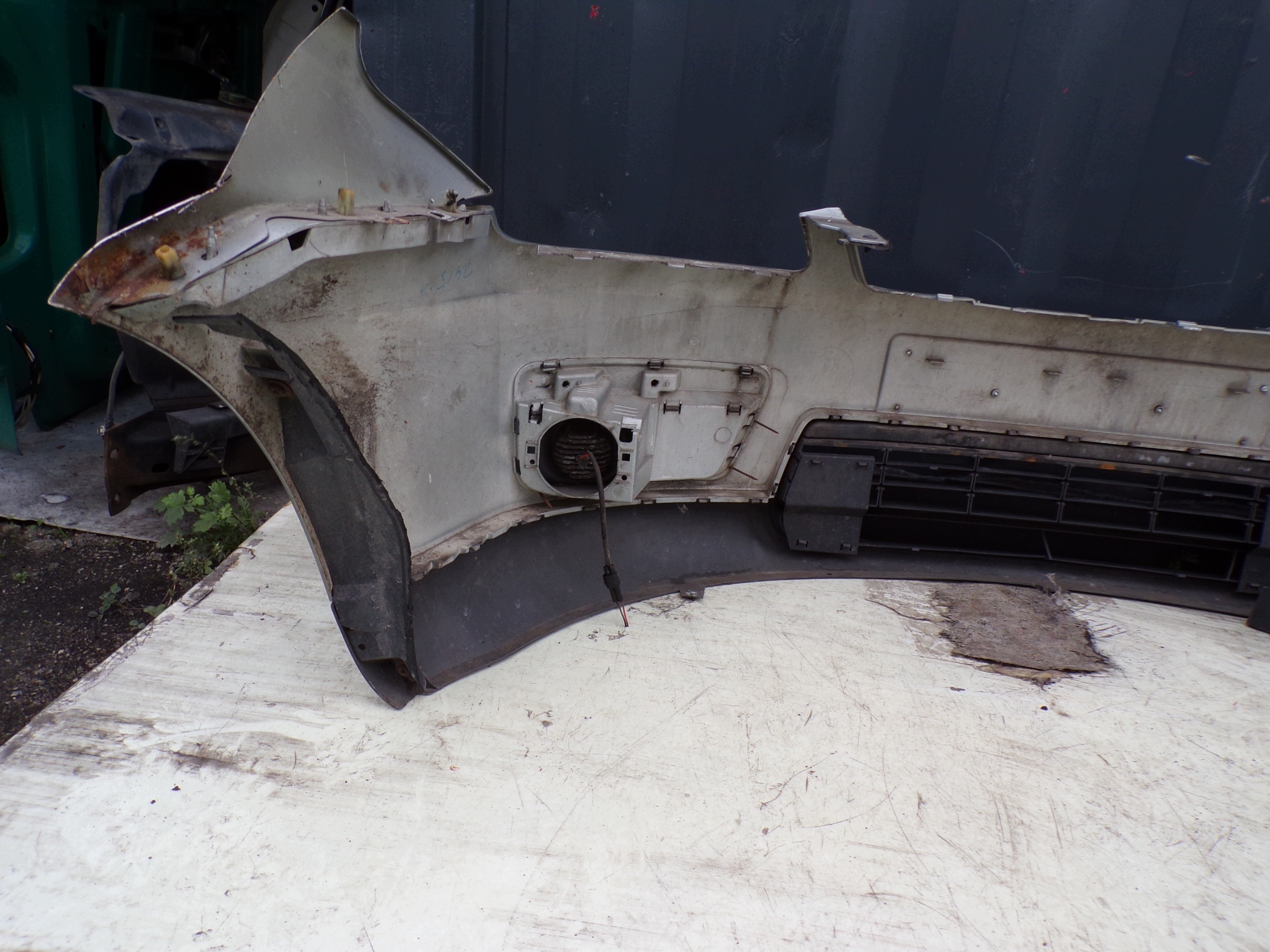 frontstoßstange vorne FORD CMAX C-MAX farbe DM2 (1) (R1)
