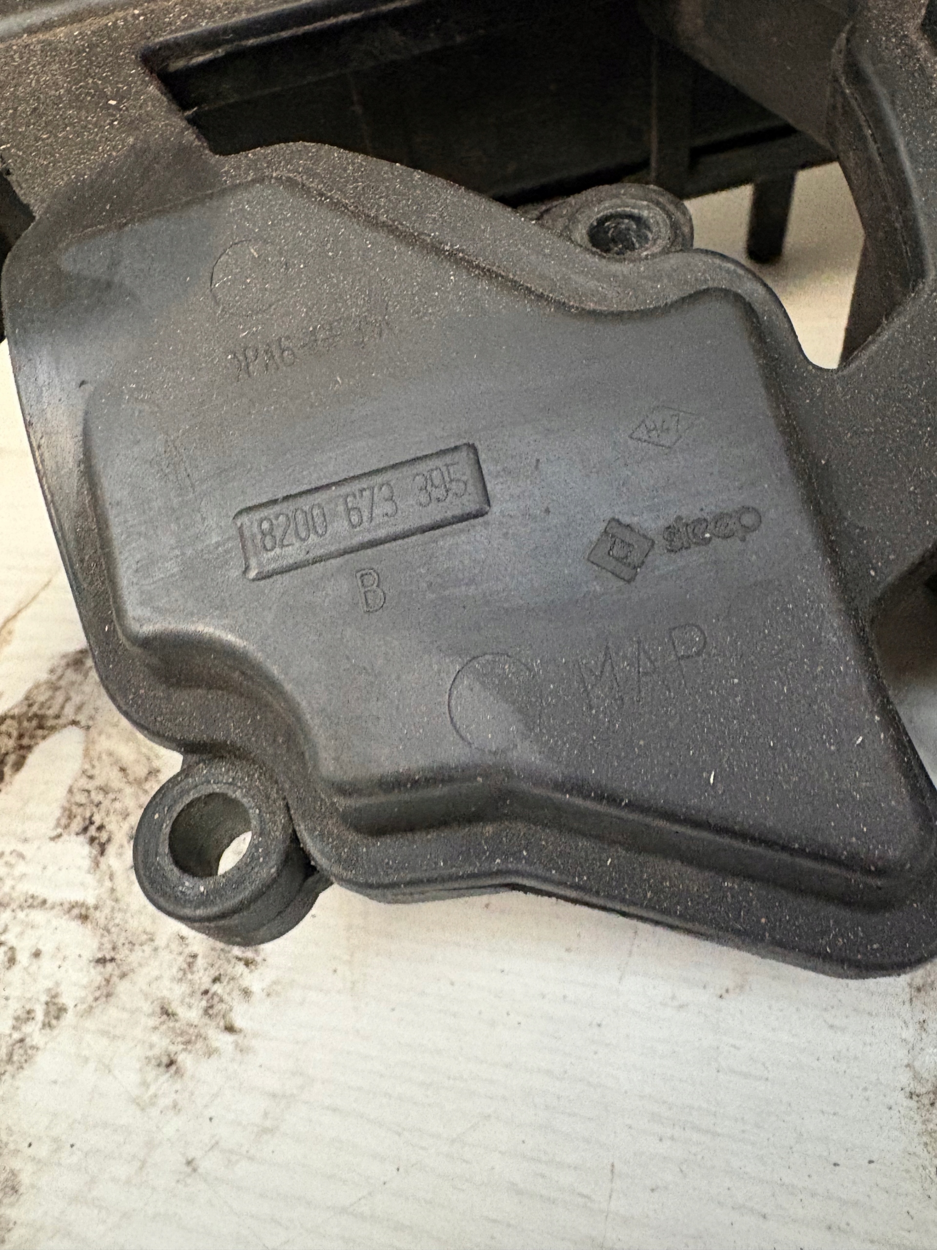 original obal olejový RENAULT 2.0 DCI 8200673395