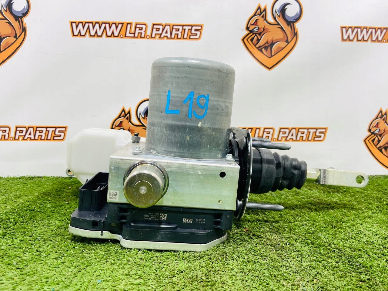 MODUŁ ABS 2021- LAND ROVER DISCOVERY 5 L462 P8B2-2C353-AE