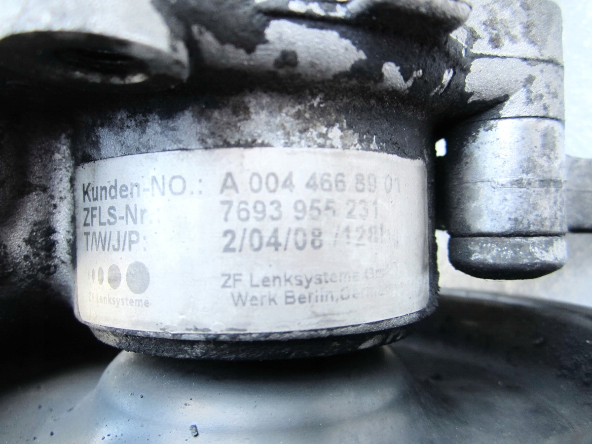 pompa servosterzo Mercedes W221 S320 3.0 CDI