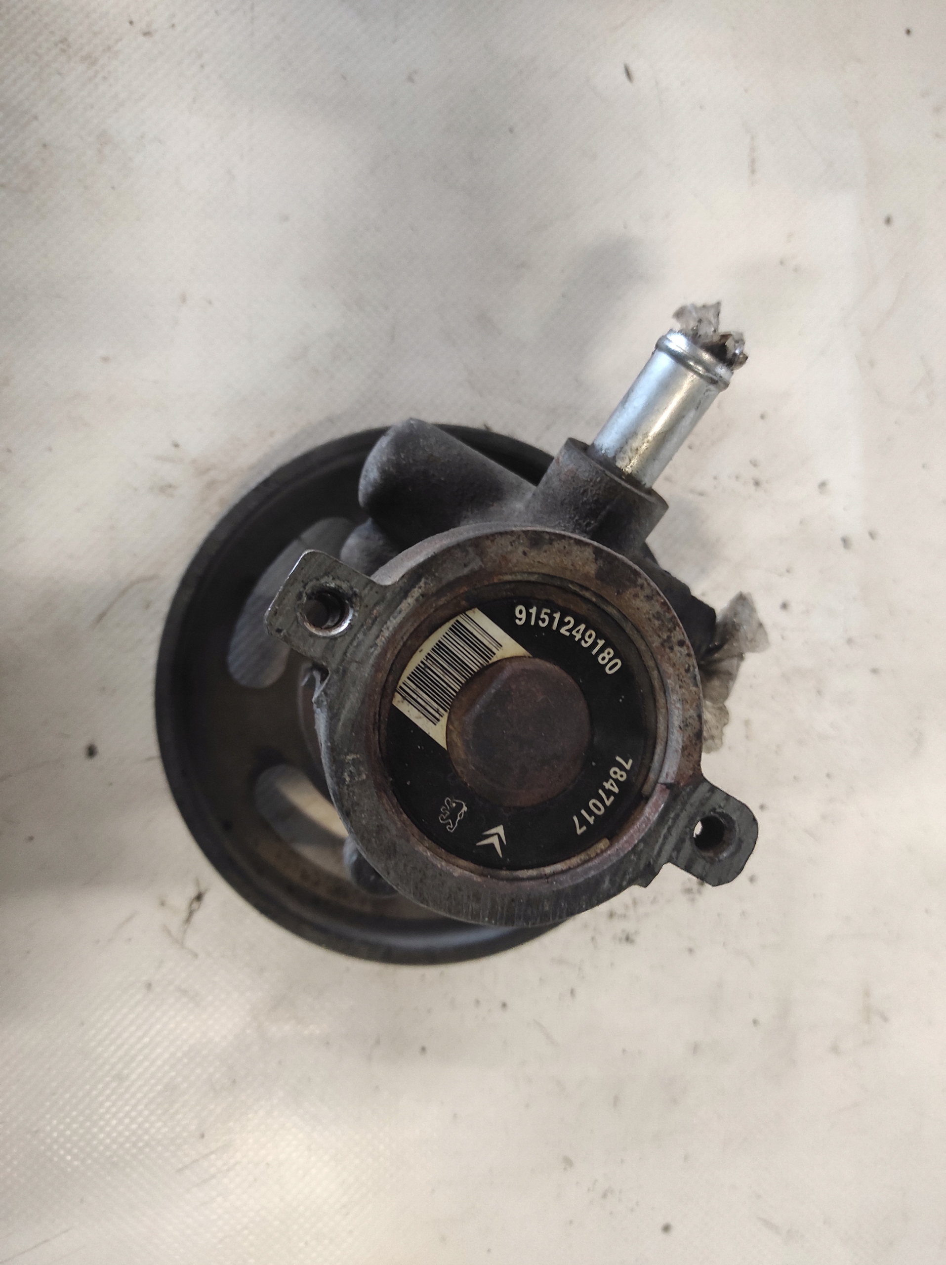 Peugeot 306 1.6 B servo pump control