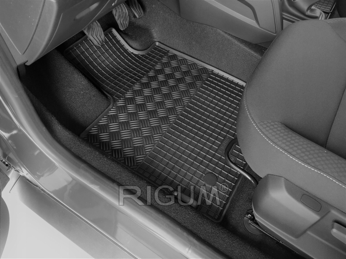 Zestaw dywaników do DACIA Duster 4x2 od 2018 do 2024 - dywaniki gumowe i ma Kolor czarny