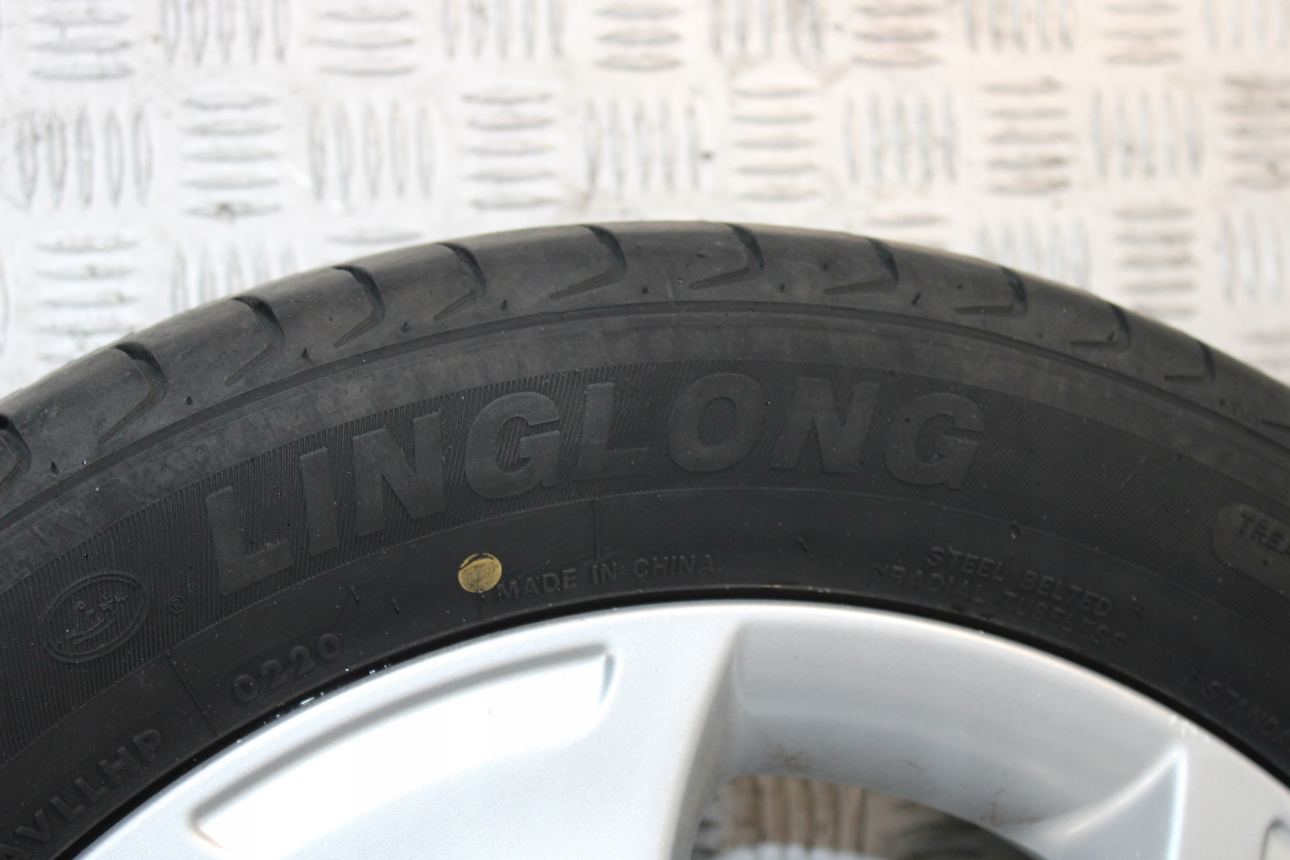 wheels discs disc 205/55 R16 KIA VENGA