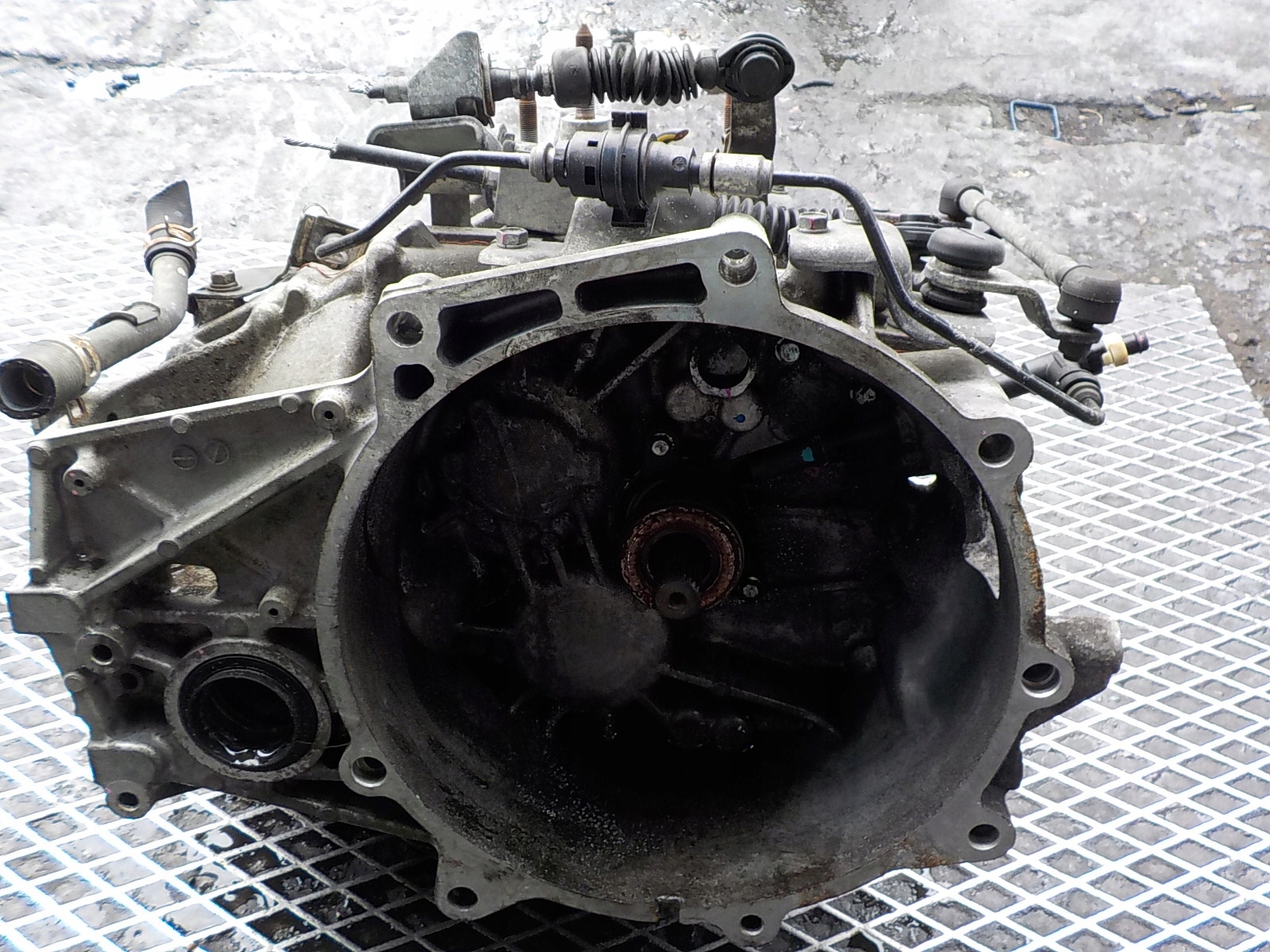MITSUBISHI LANCER 2.0 DID Getriebe F6MBA-1-BBZ