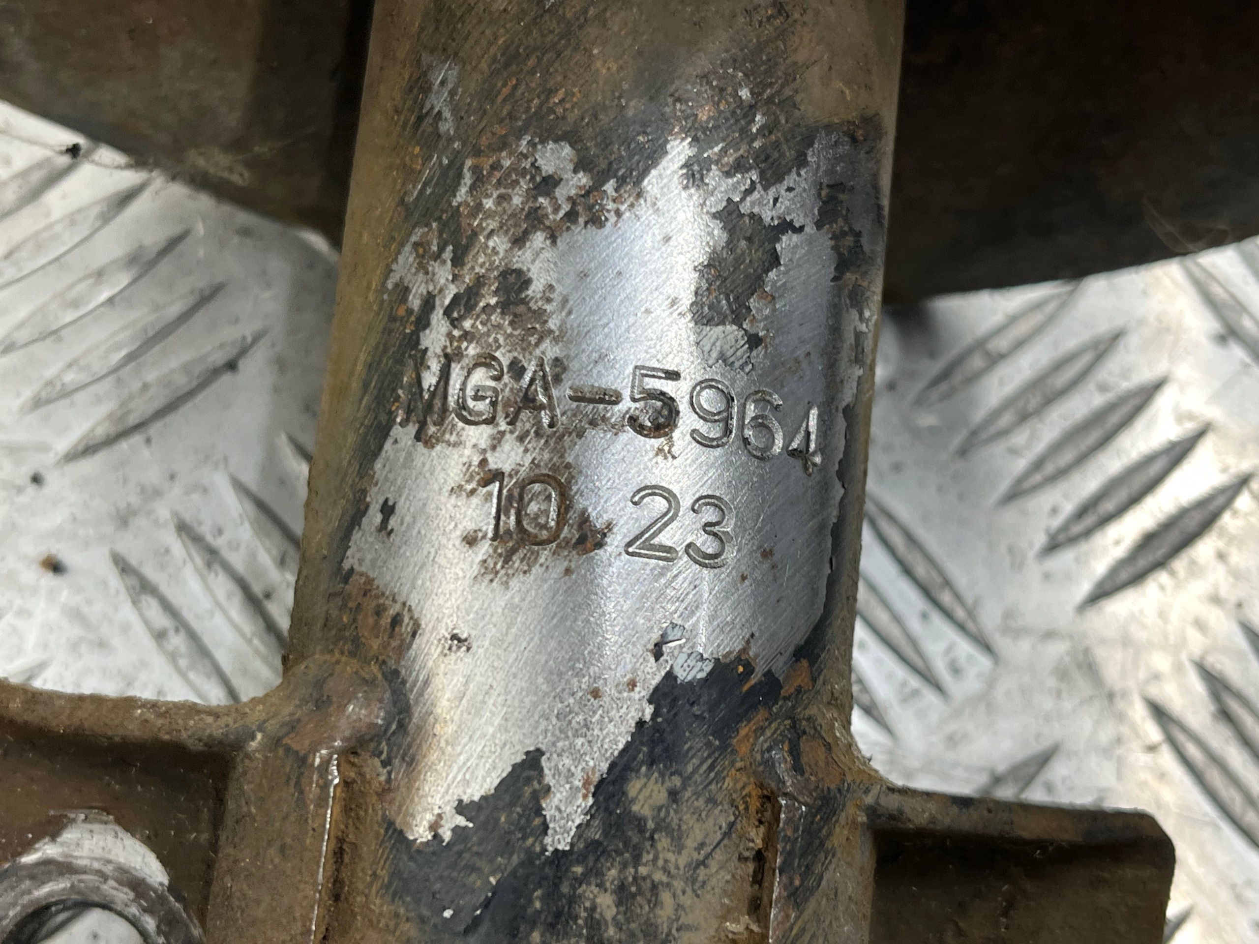 MCPERSON right front front VOLVO XC90 MGA-5964