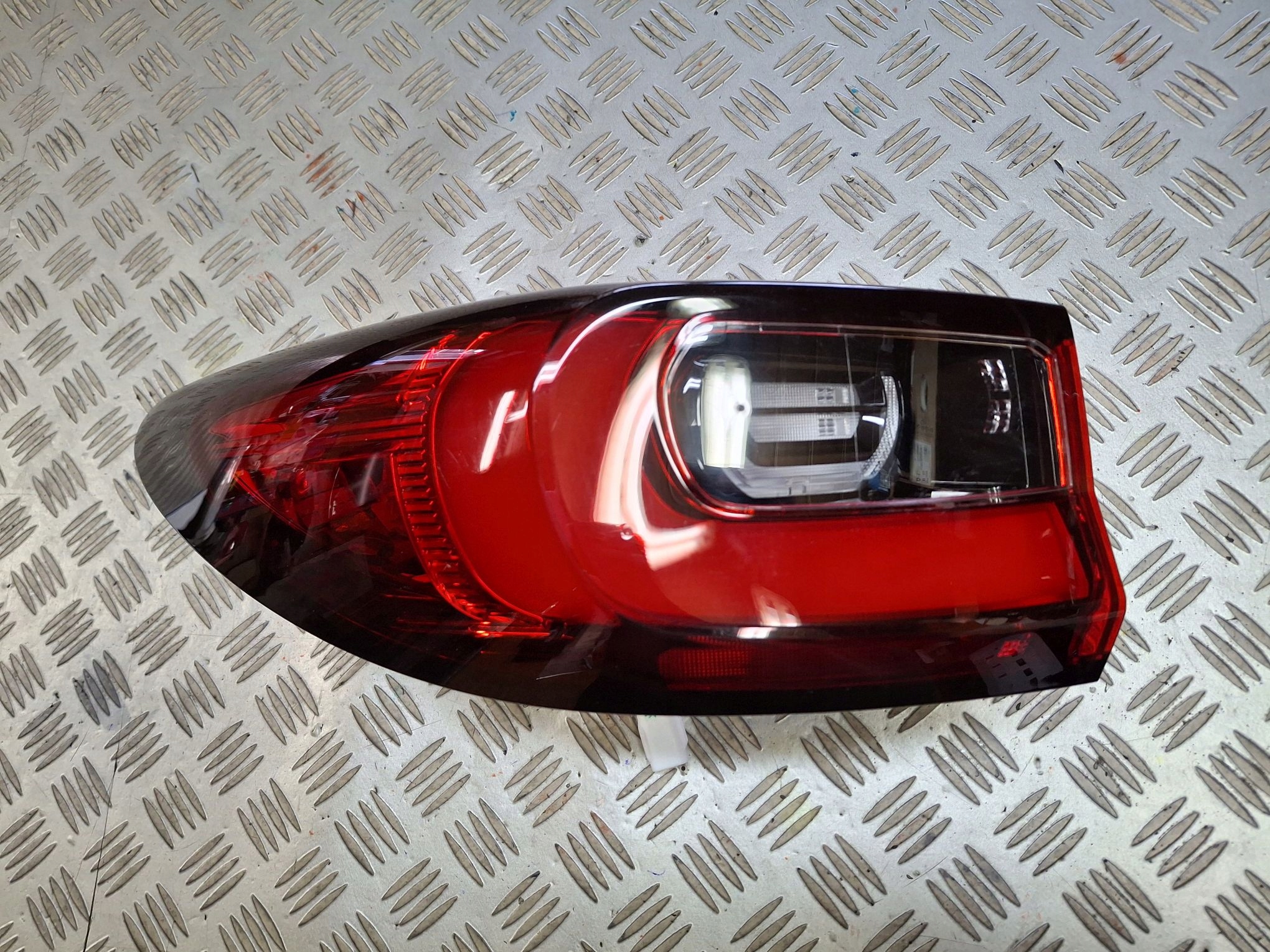 light rear left NAROZNA LED MAZDA CX-60 2022R->