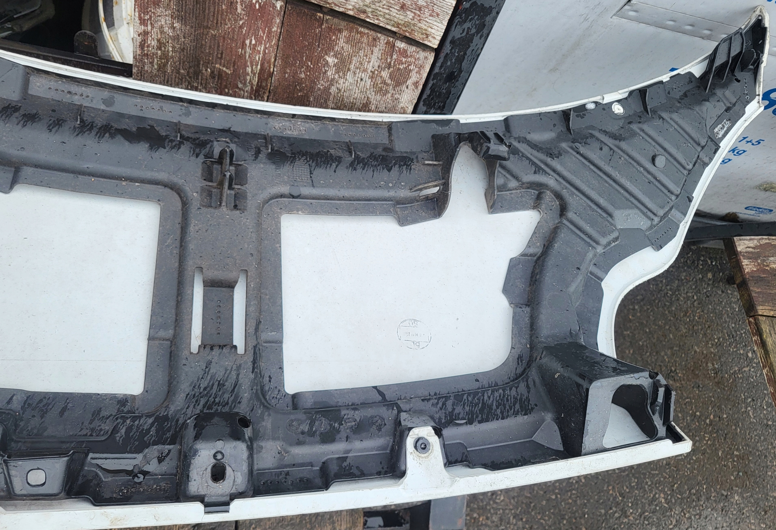 Cofano LOGO SMART FORTWO II 451 OE BIALA