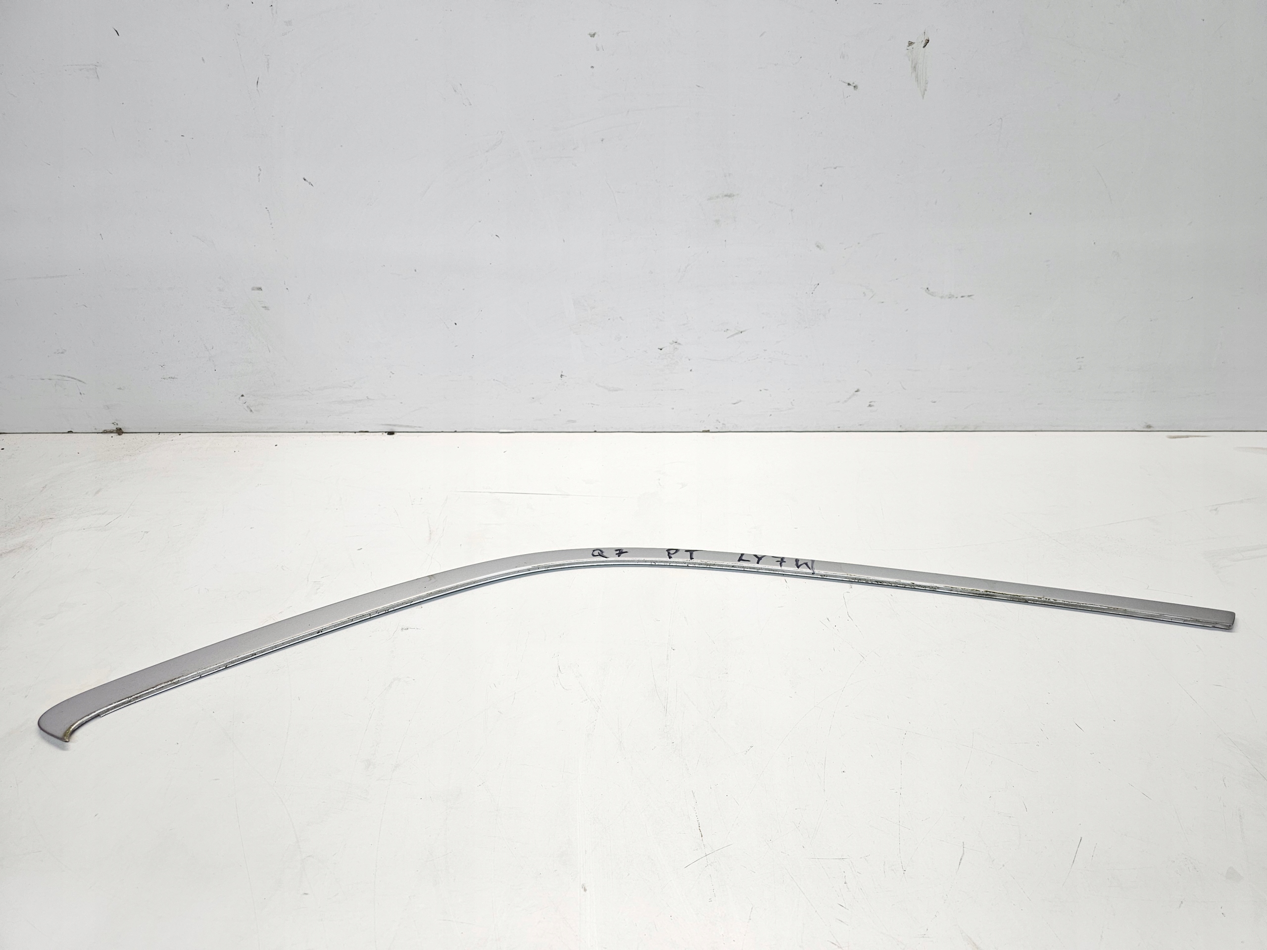 moulding cap windows right rear part AUDI Q7 4L 4L0853084B