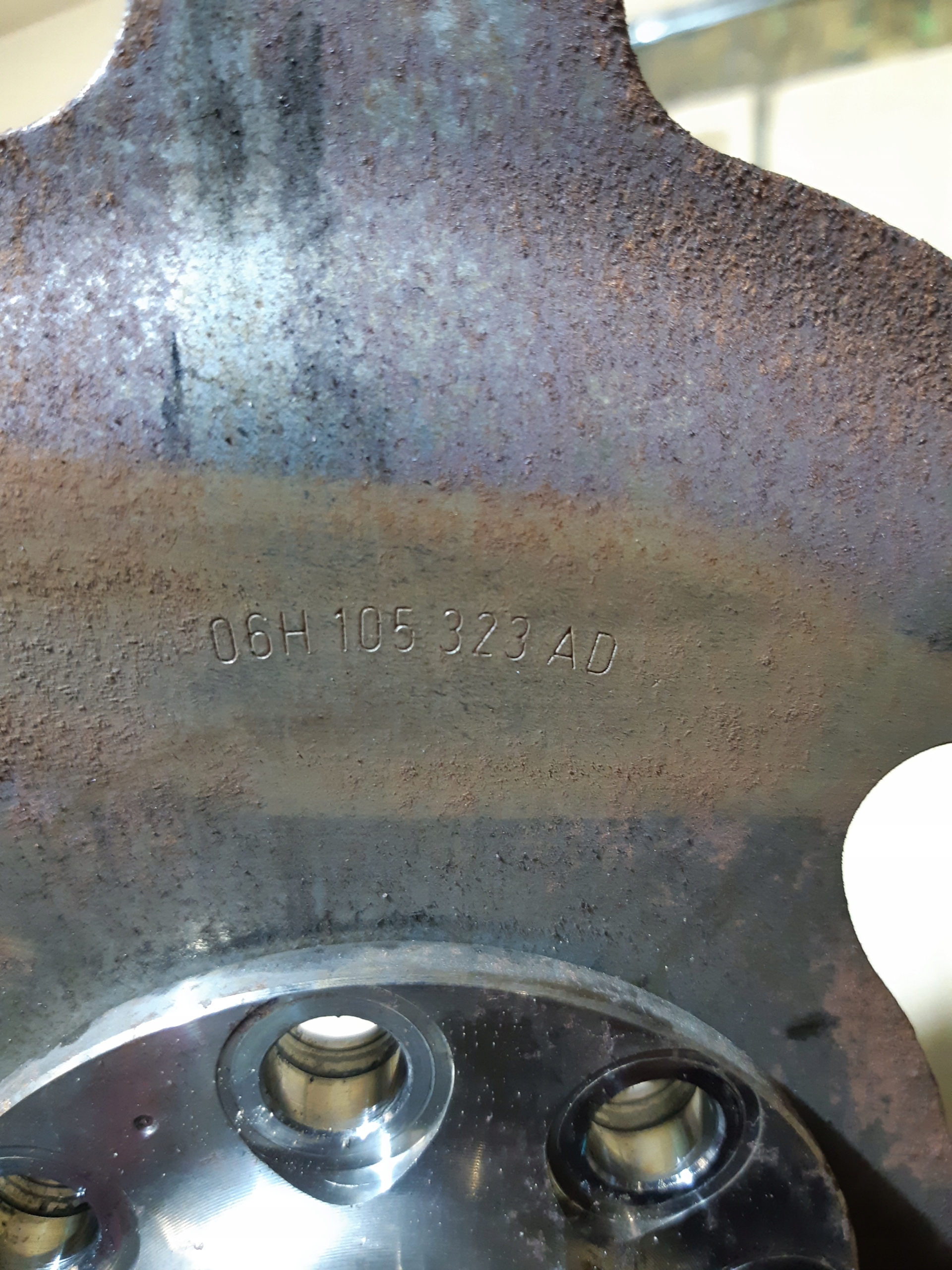 AUDI A4 B9 2.0 TDI DETA wheel flywheel 06H105323AD
