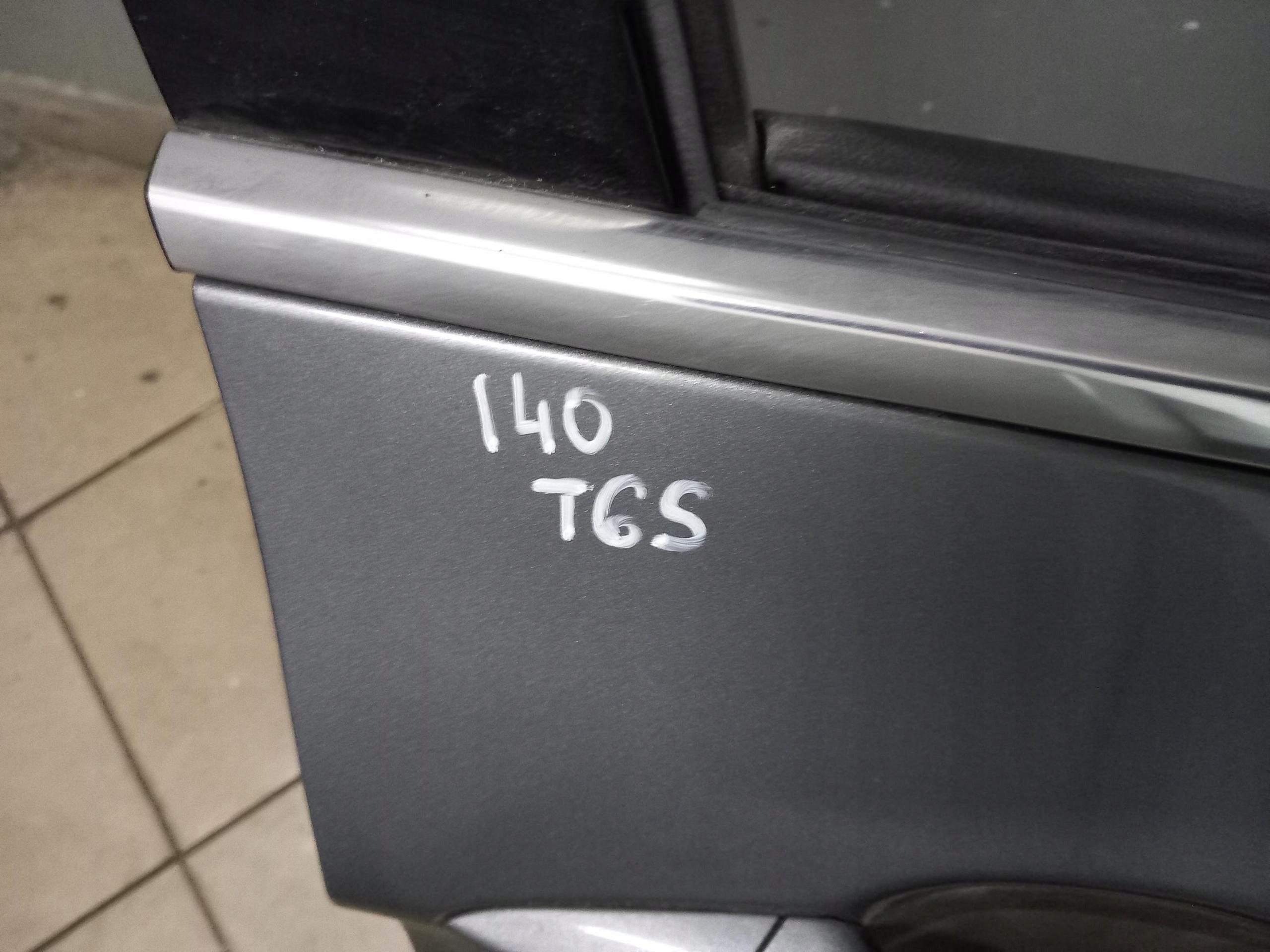 door right front complete HYUNDAI I40 T6S 10-15