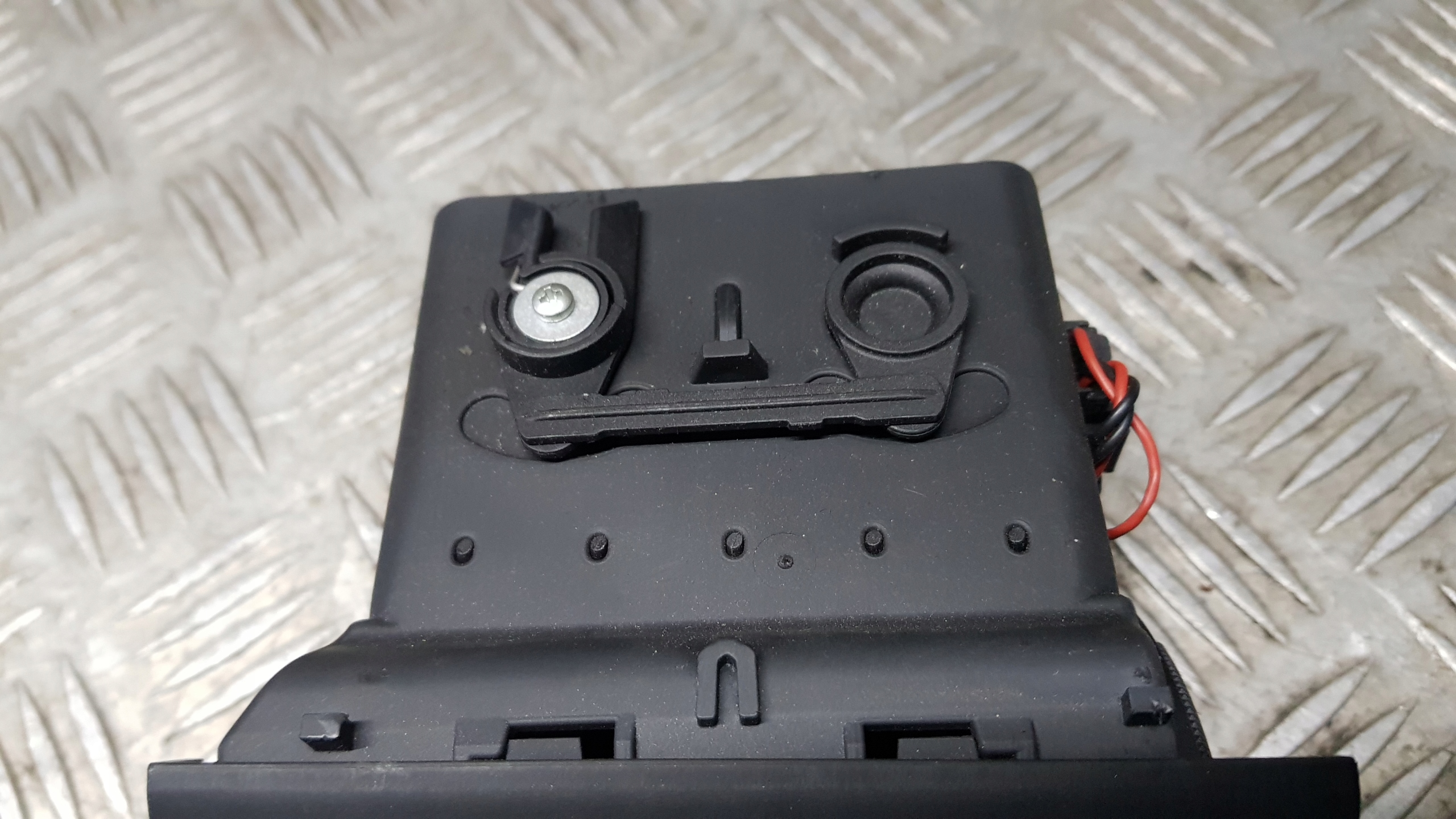 AUDI A8 D3 grid air conditioning devices left right