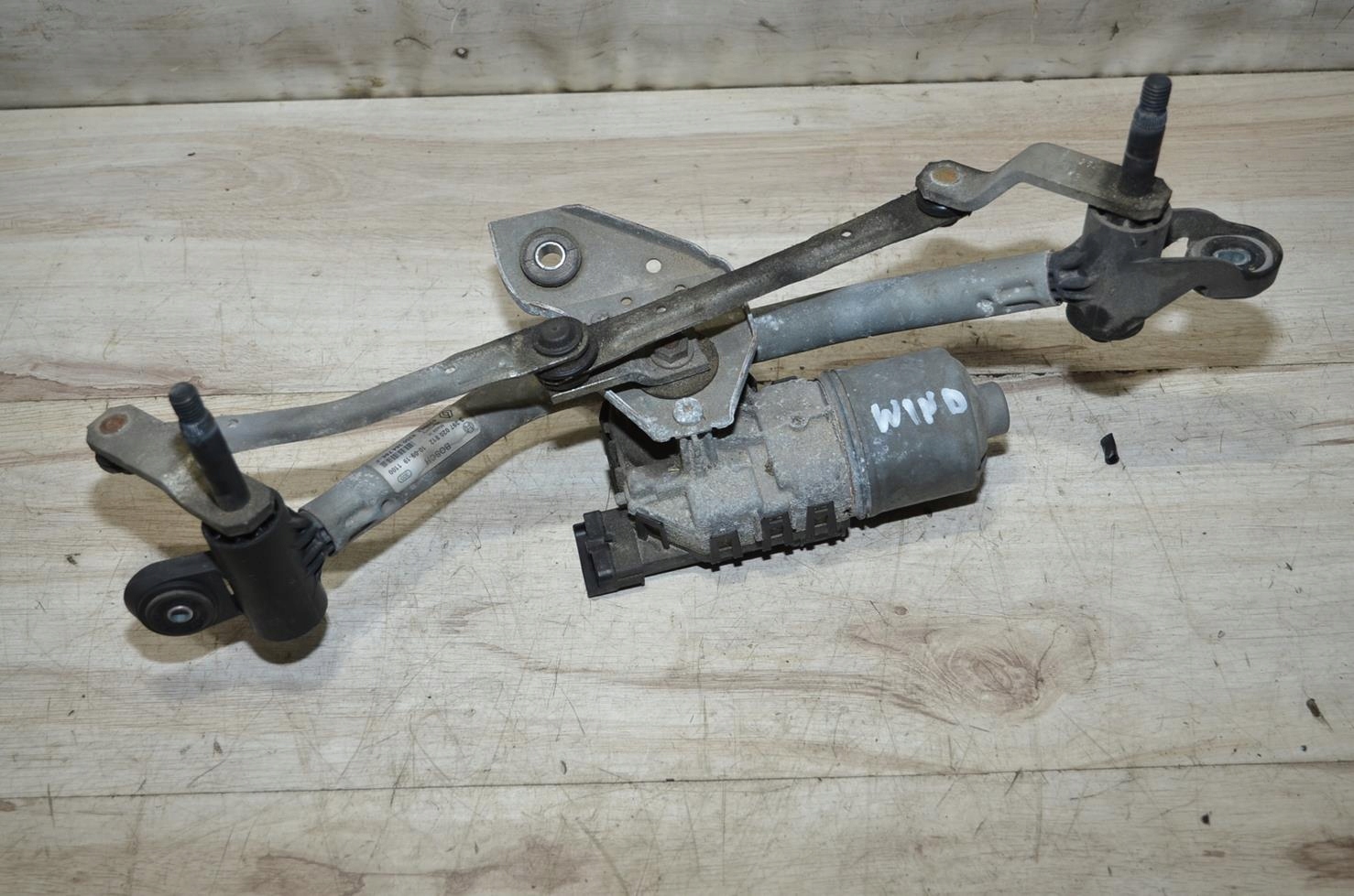 Wischergestänge Motor Renault Wind 2010
