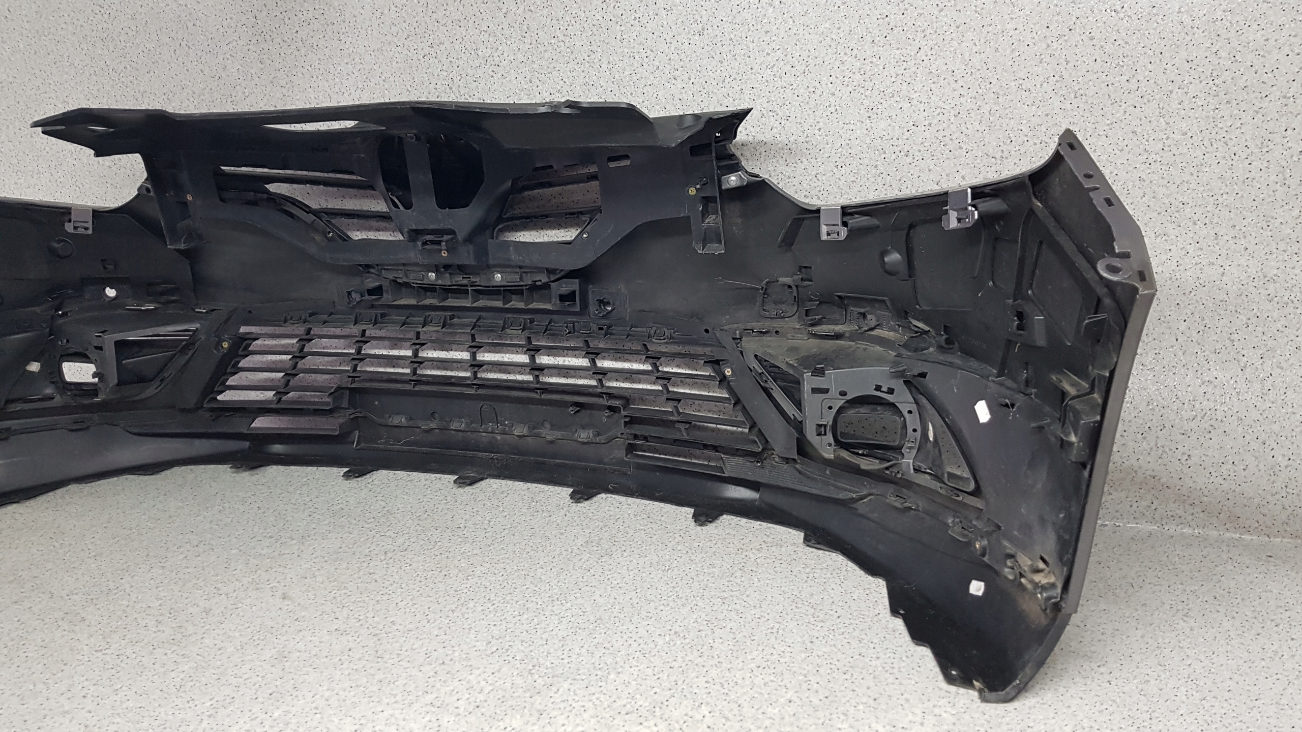 RENAULT SCENIC IV 4 2016 - bumper front 9011