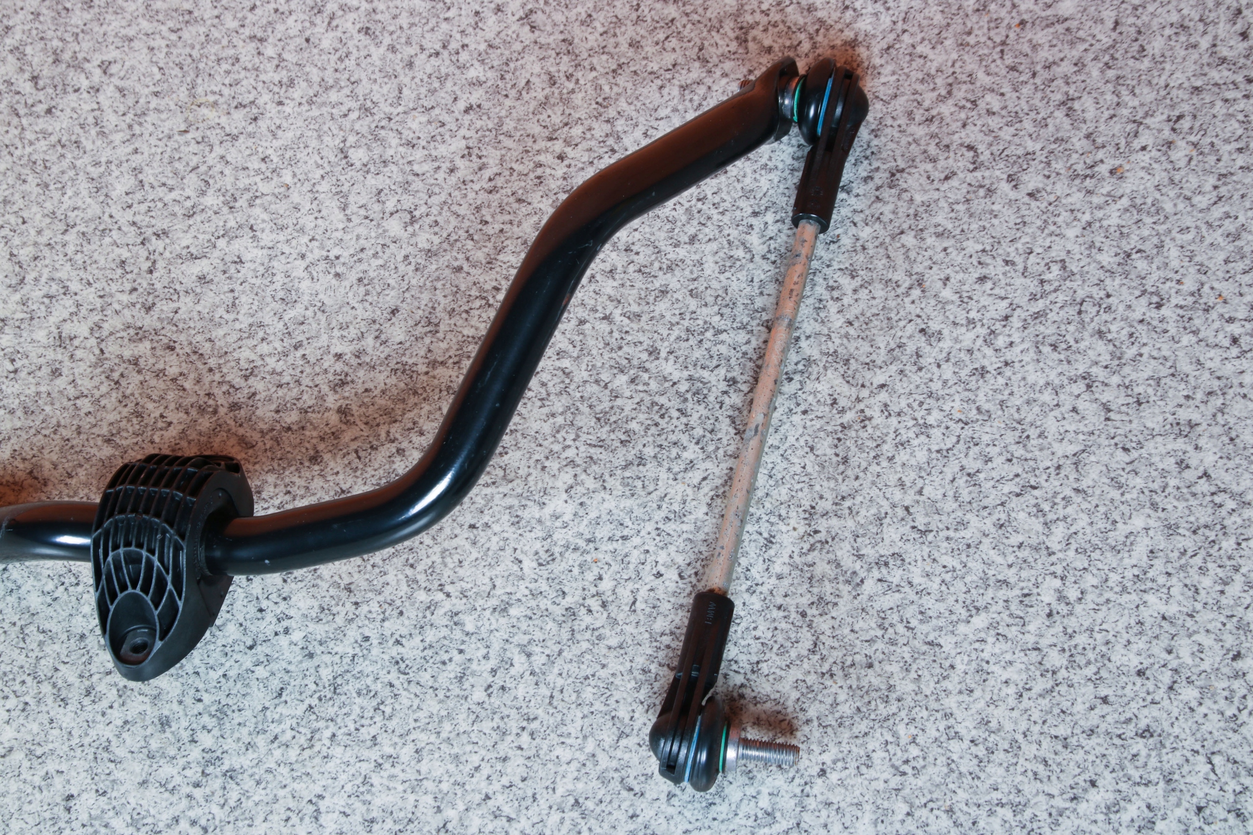 BMW F45 225xe STABILIZATOR stabilizer rod front front