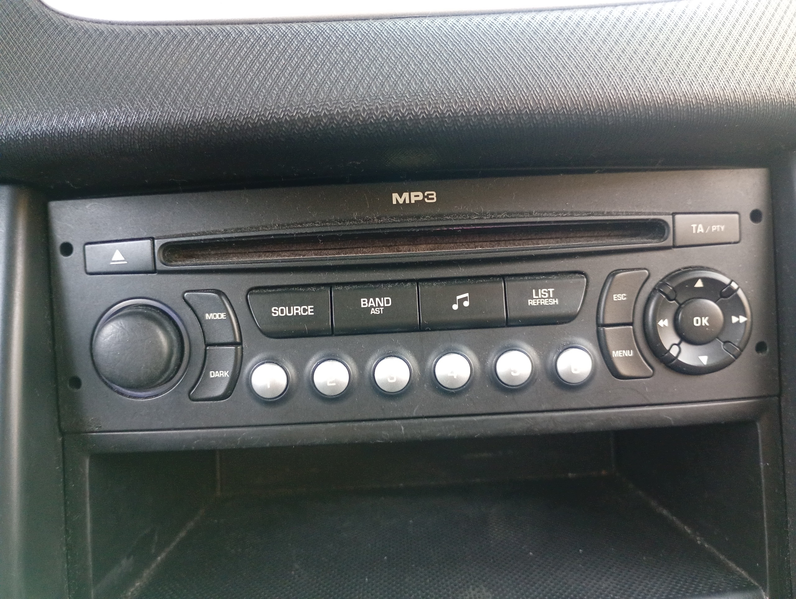 RADIO original CD fehlt code Peugeot 207 06-13