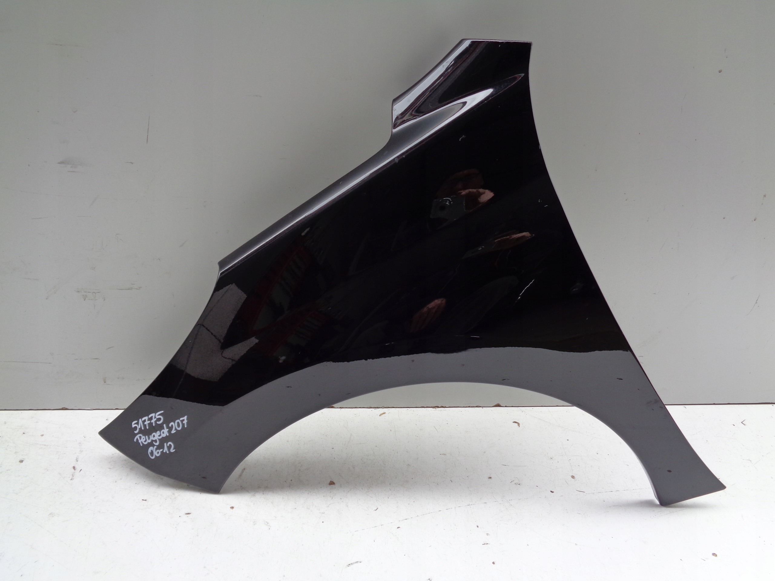 fender left front PEUGEOT 207 06-12 NR 51725