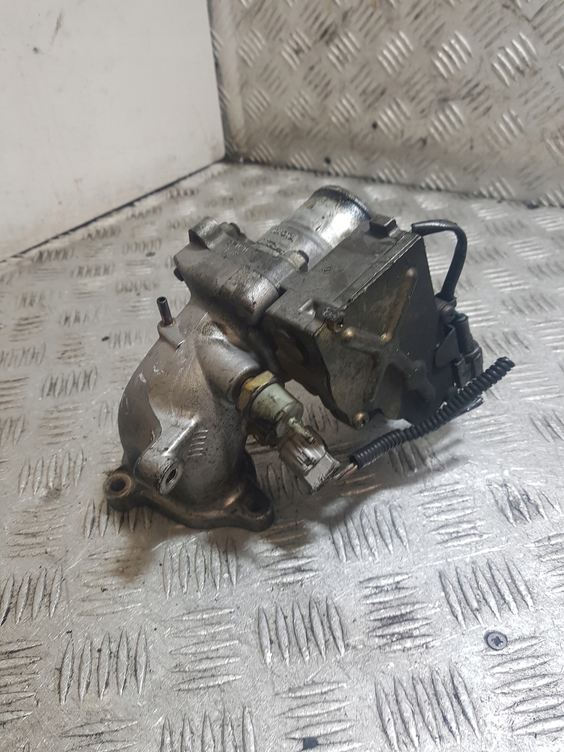 Valvola a farfalla TOYOTA AVENSIS T25 2.0 D4D