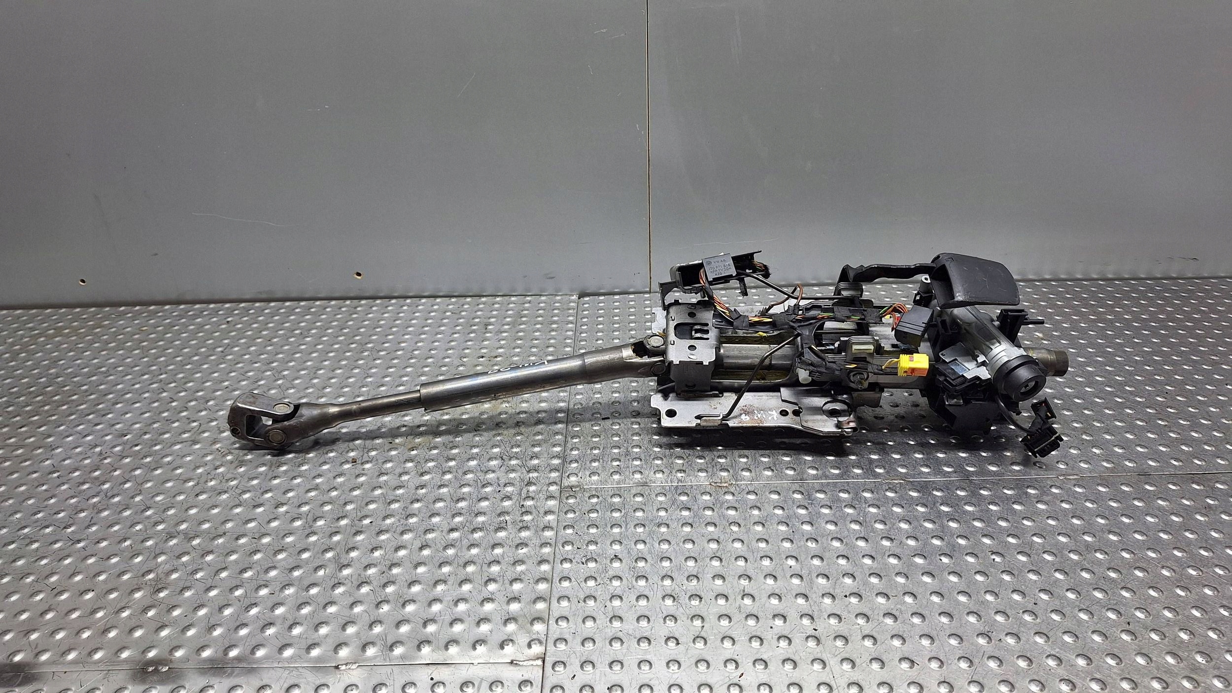 steering wheel rod 1K1419502P VW GOLF V