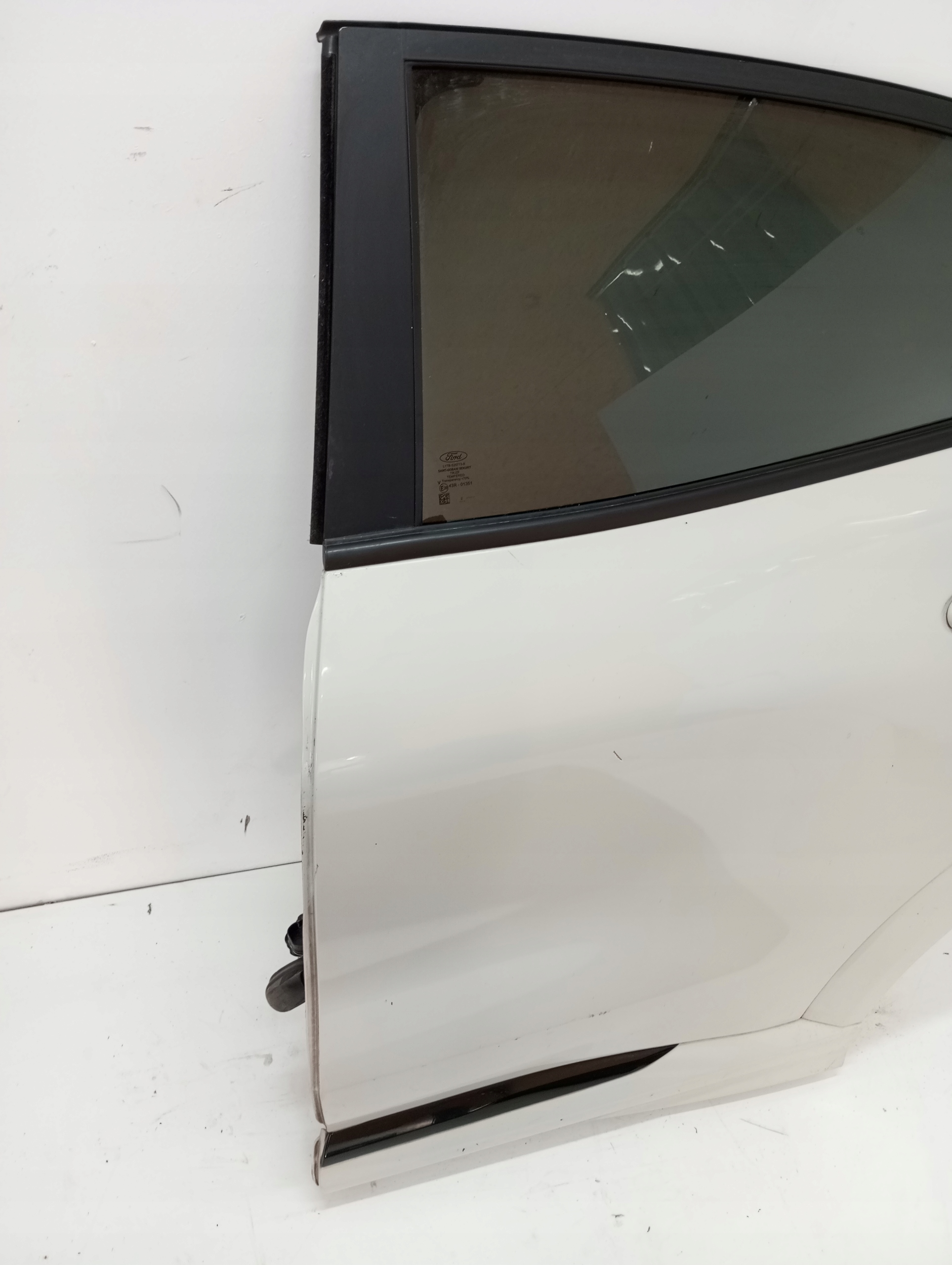 Tür links hinten FORD PUMA II 20R