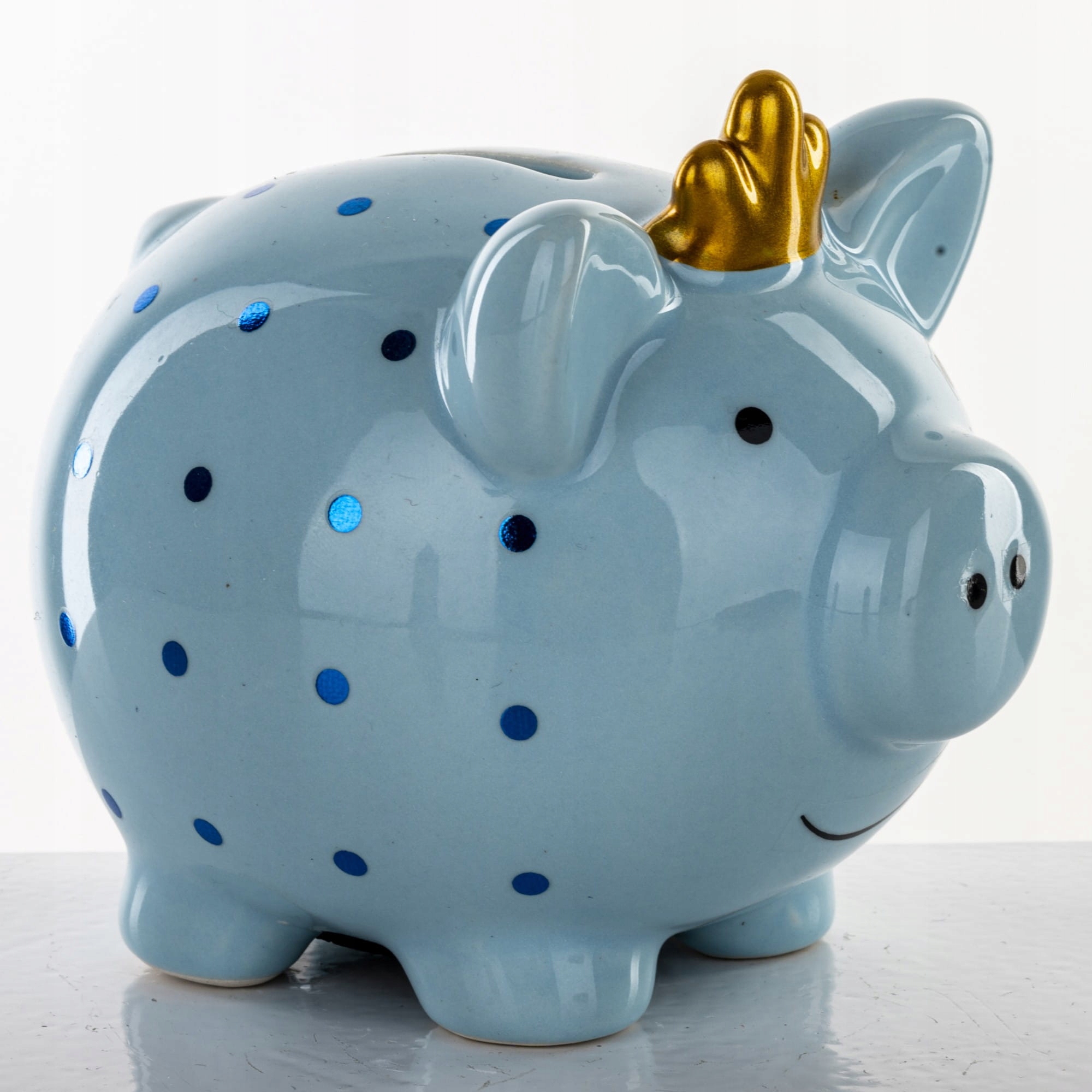 SKARBONKA ŚWINKA Z KORONĄ NIEBIESKA PORCELANOWA DLA DZIECKA NA PREZENT Kolor odcienie niebieskiego