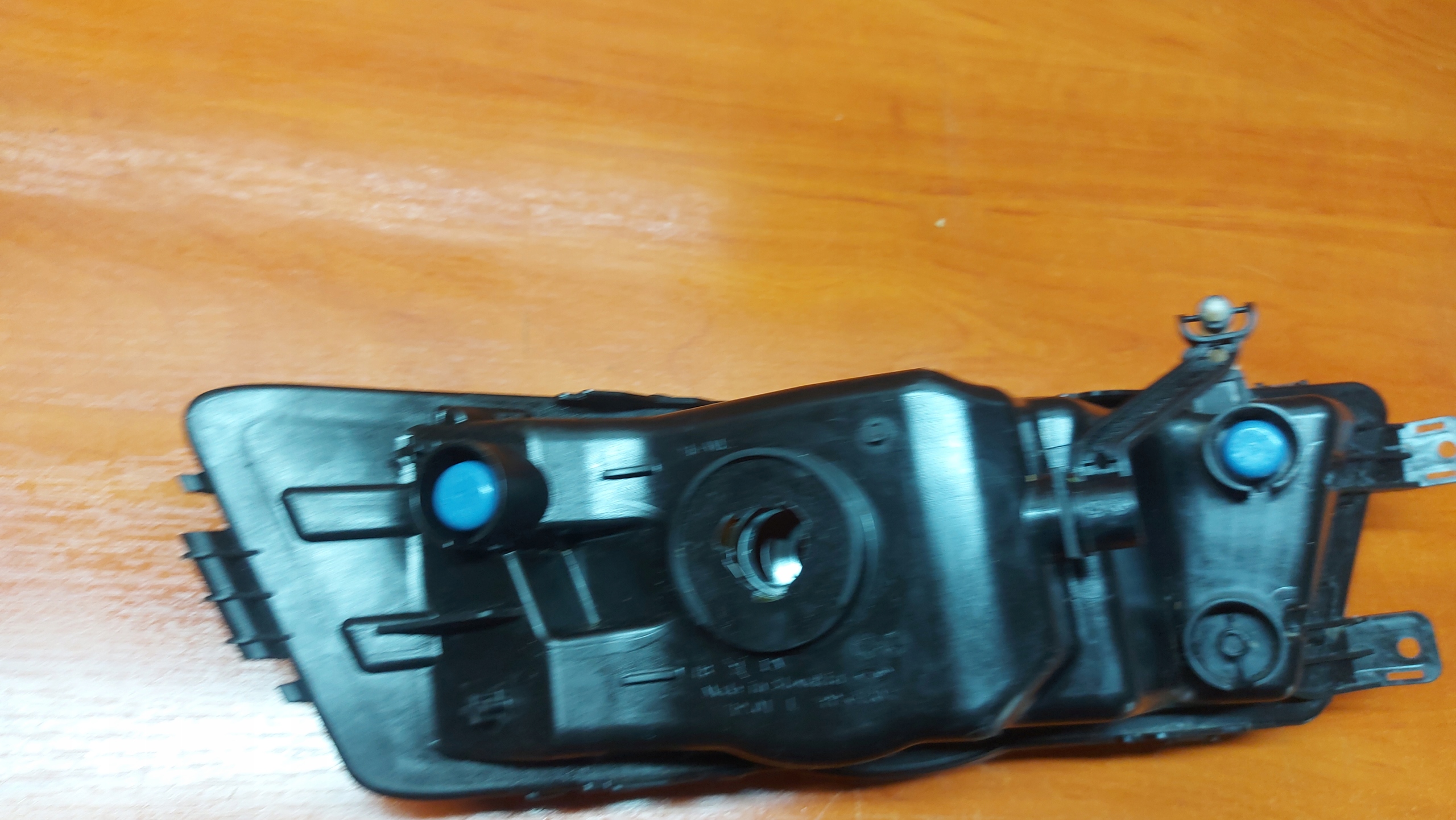 fog light left front SKODA OCTAVIA III 13-17
