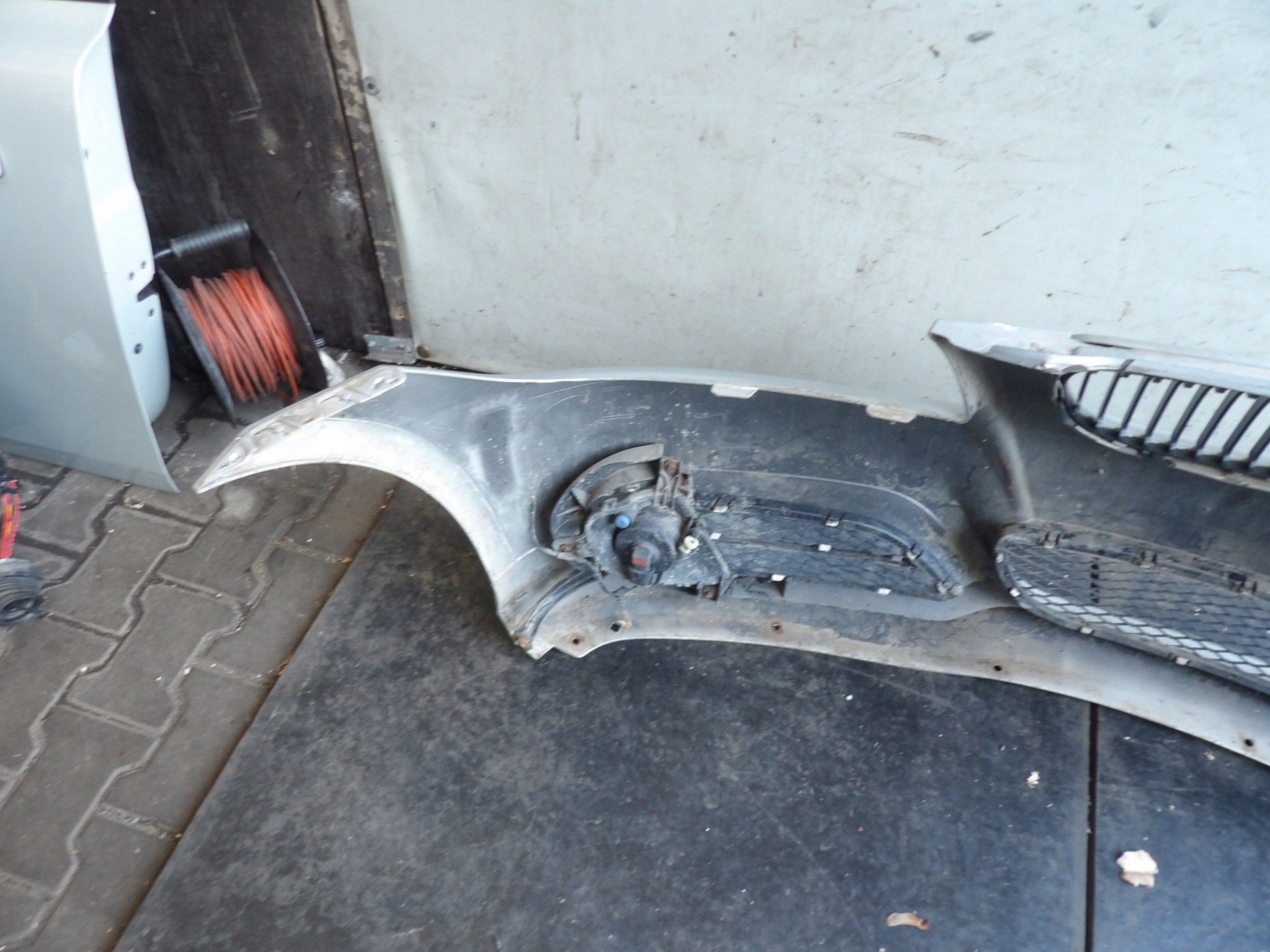 BMW 3 E91 front bumper 354/7