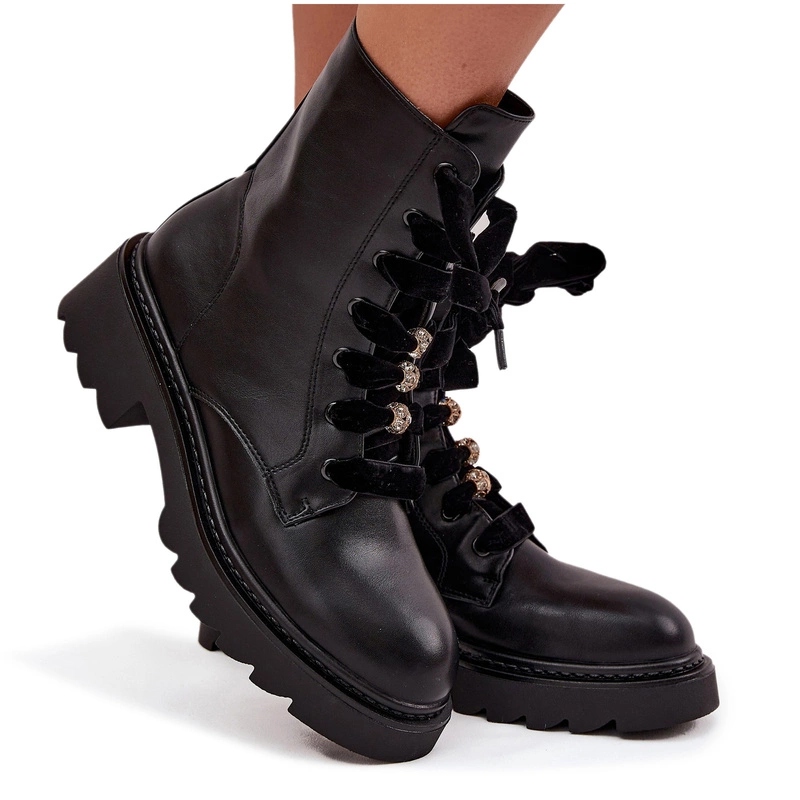 Dámské Kotníkové Boty Eko Kožené S Ozdobným Šněrováním, Připínáčky Černé 40