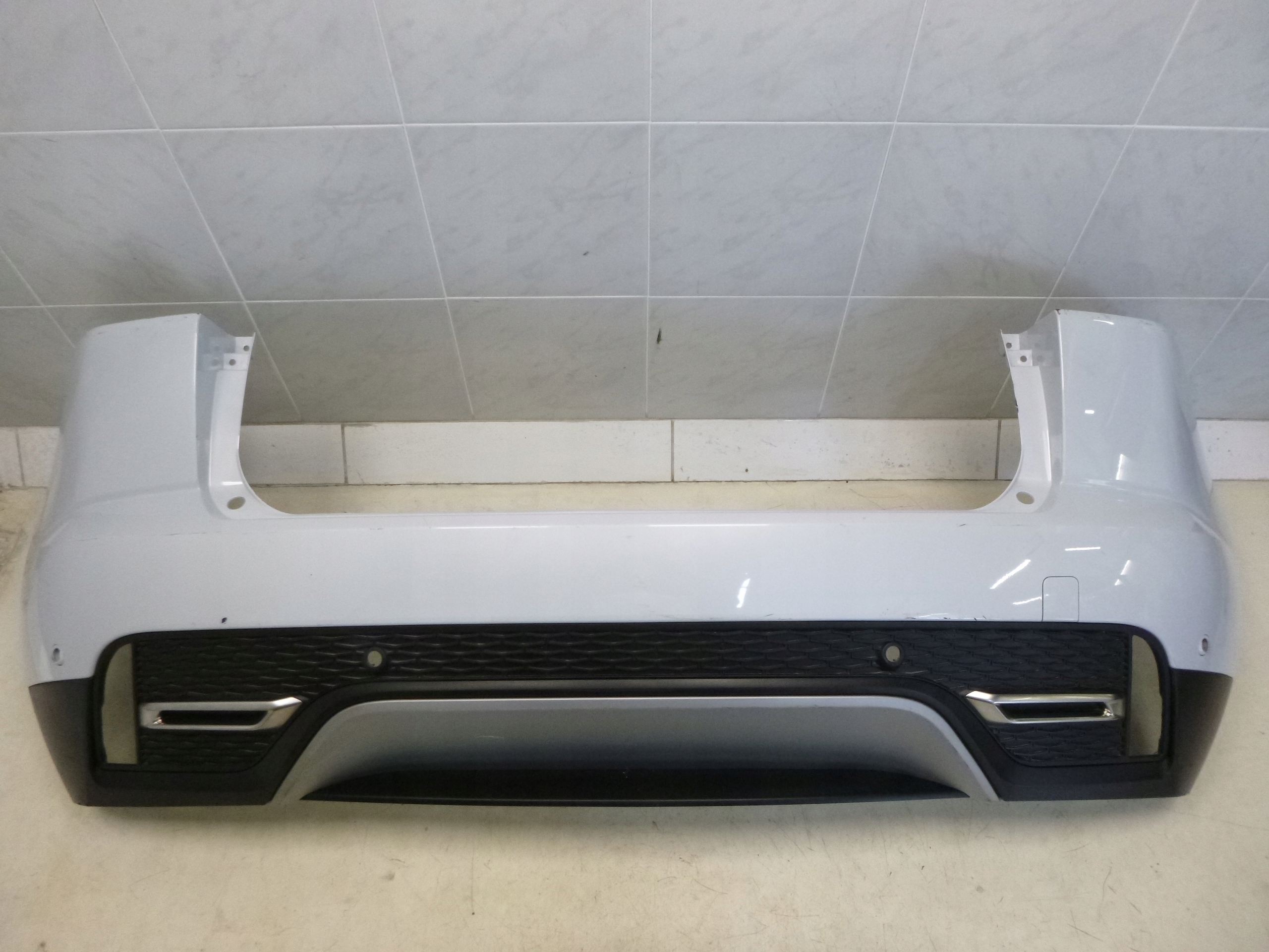 JAGUAR E-PACE X540 LIFT bumper rear part rear 4 x PDC