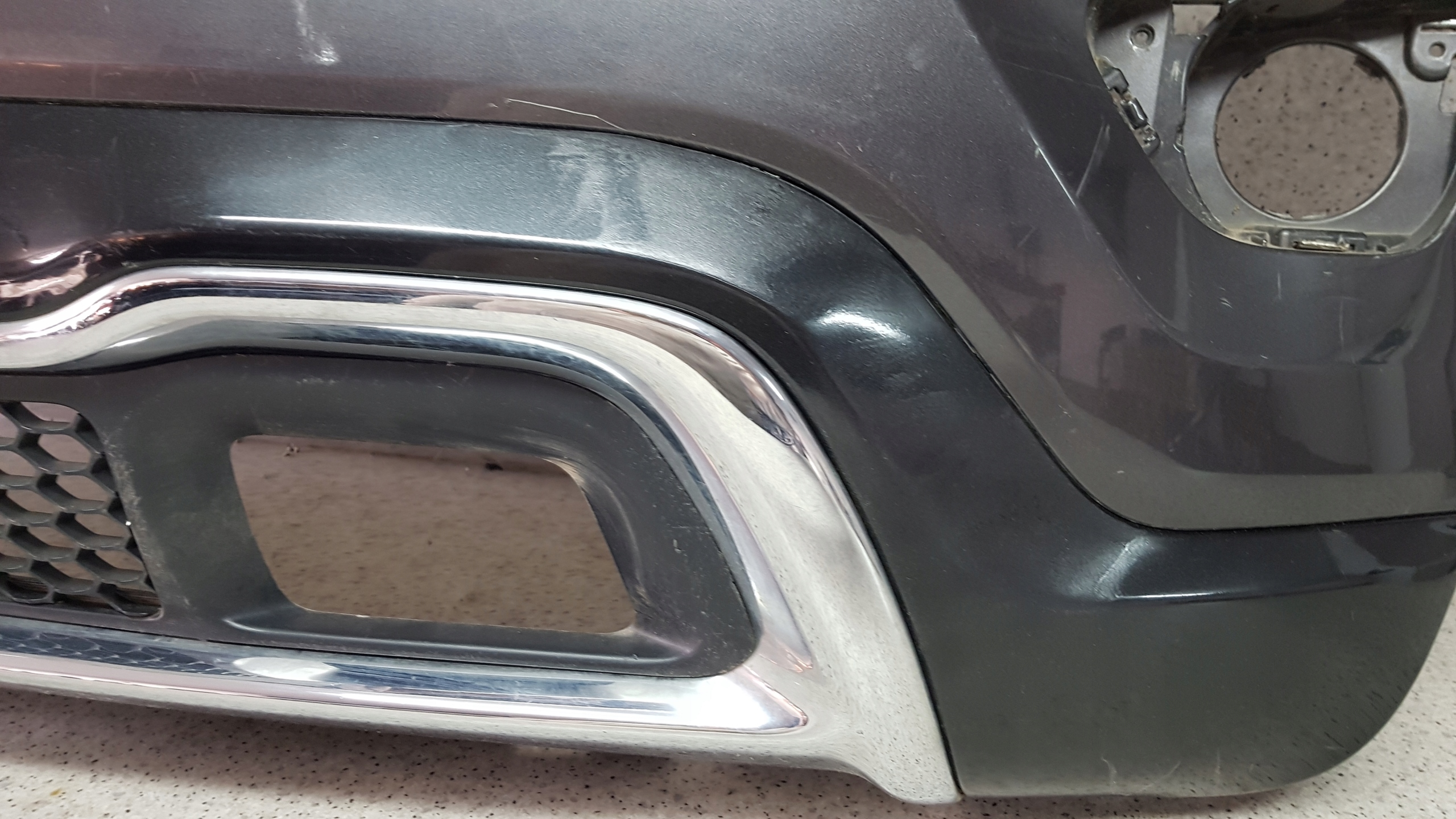 JEEP GRAND CHEROKEE WK2 2013 - bumper front 2205