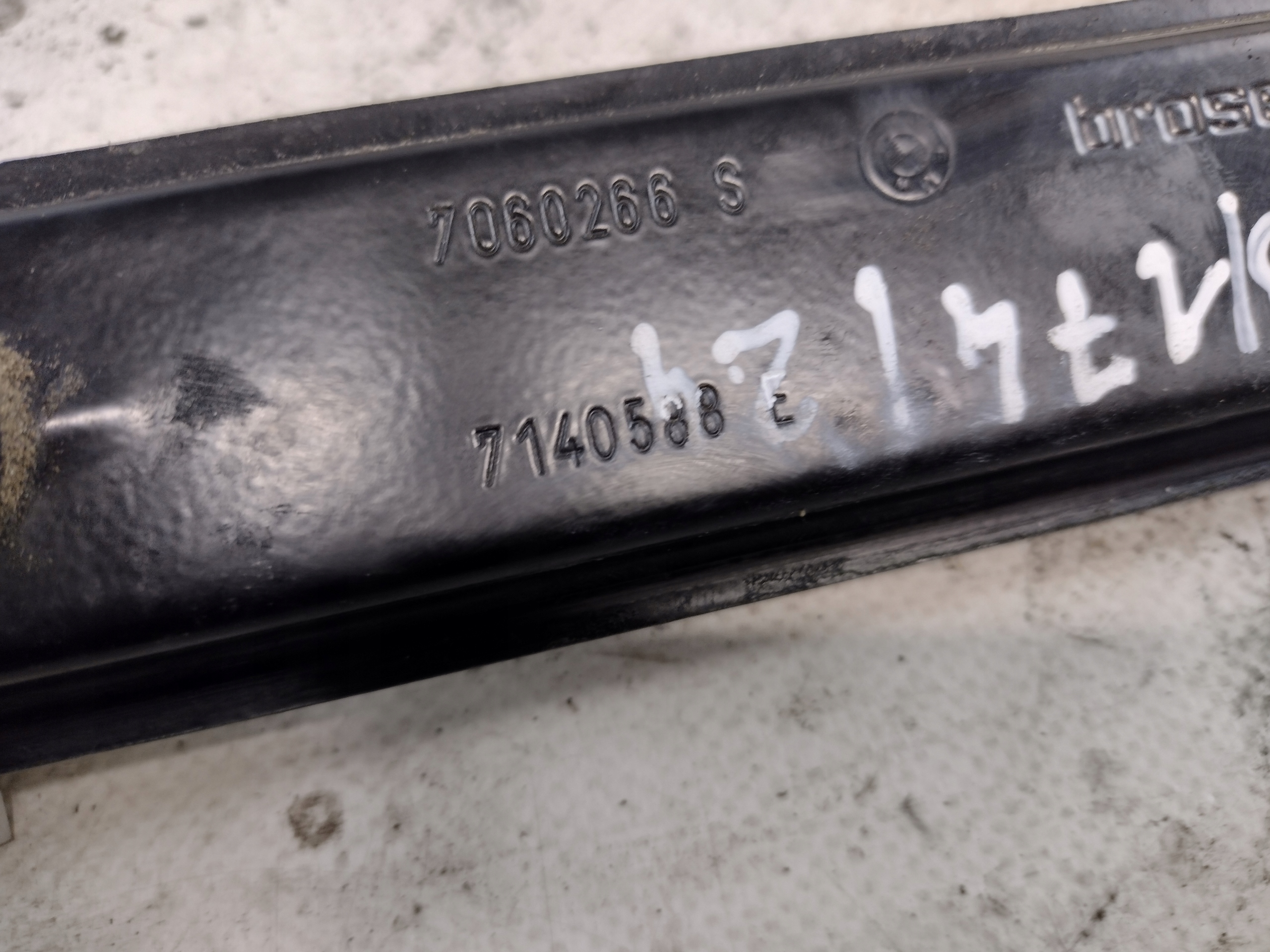 window regulator right front BMW E90 7060266S UK