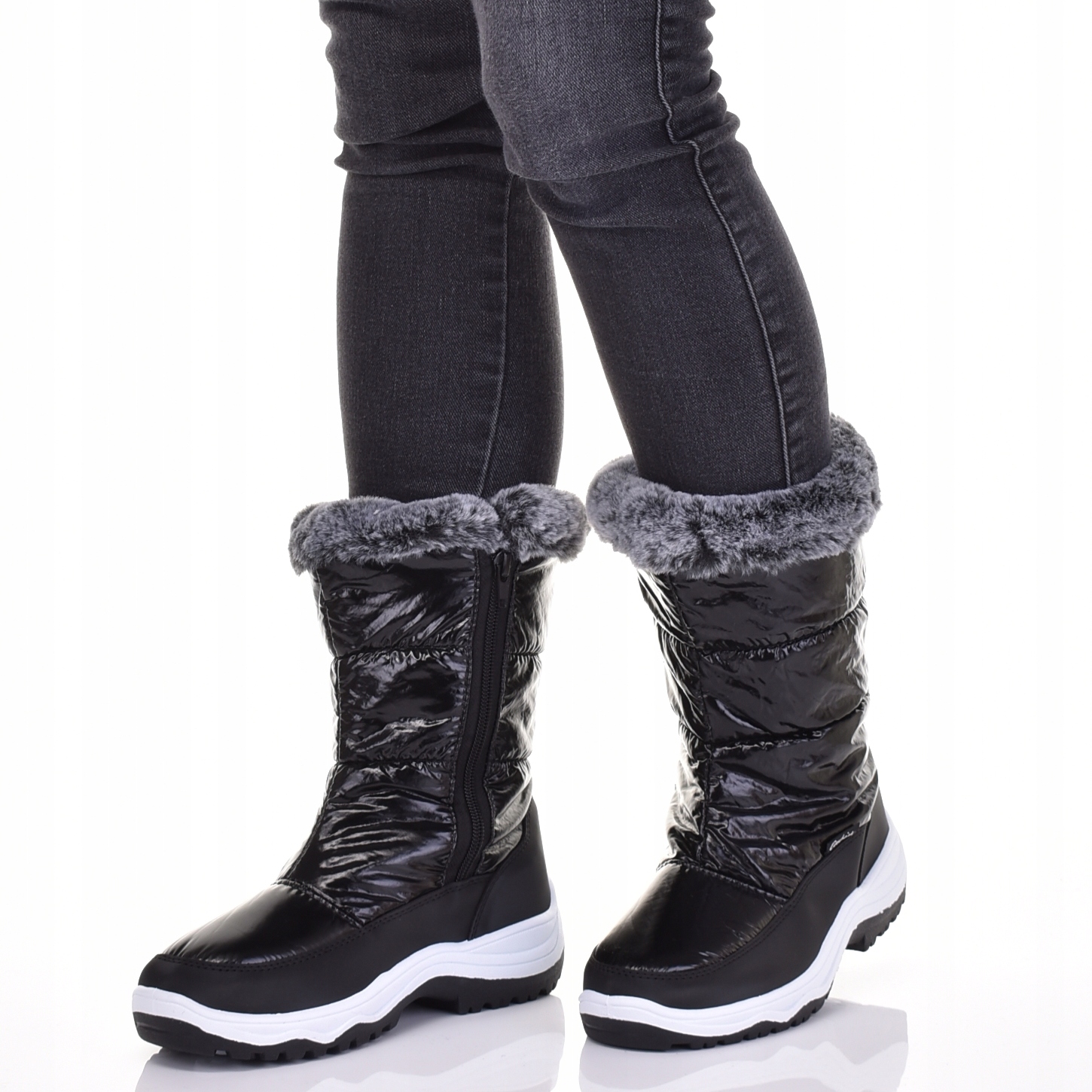 SNIEGOWCE WYSOKIE OCIEPLANE FUTERKIEM Kolor czarny