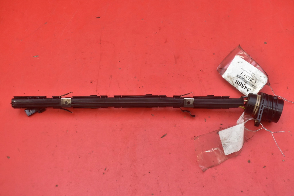 bundle WTRYSKIWACZY 038971803 AUDI A4 B7 1.9 TDI 115 KM 04-08
