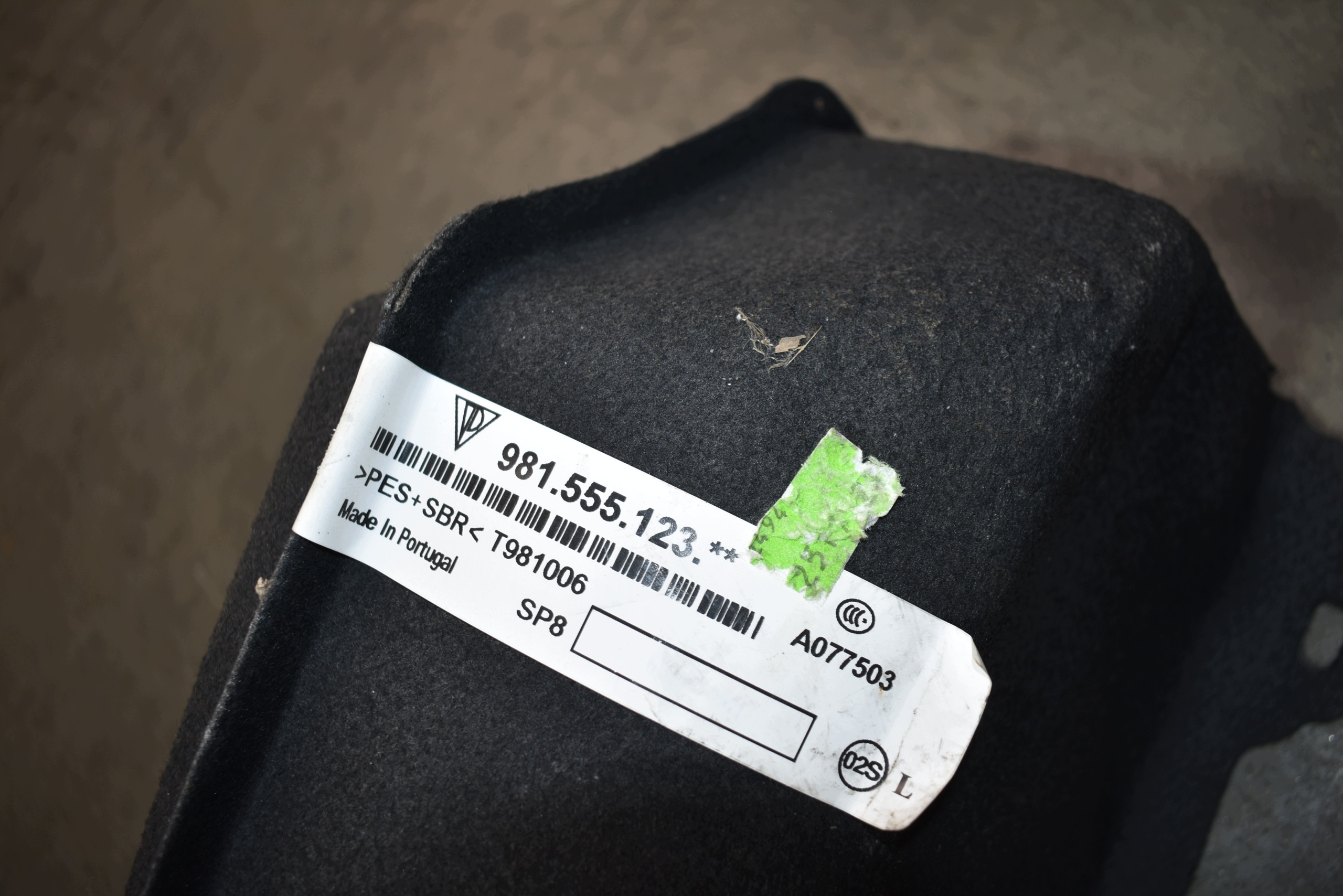 IDEALNY passenger compartment side boot left PORSCHE BOXSTER CAYMAN 982 718 981