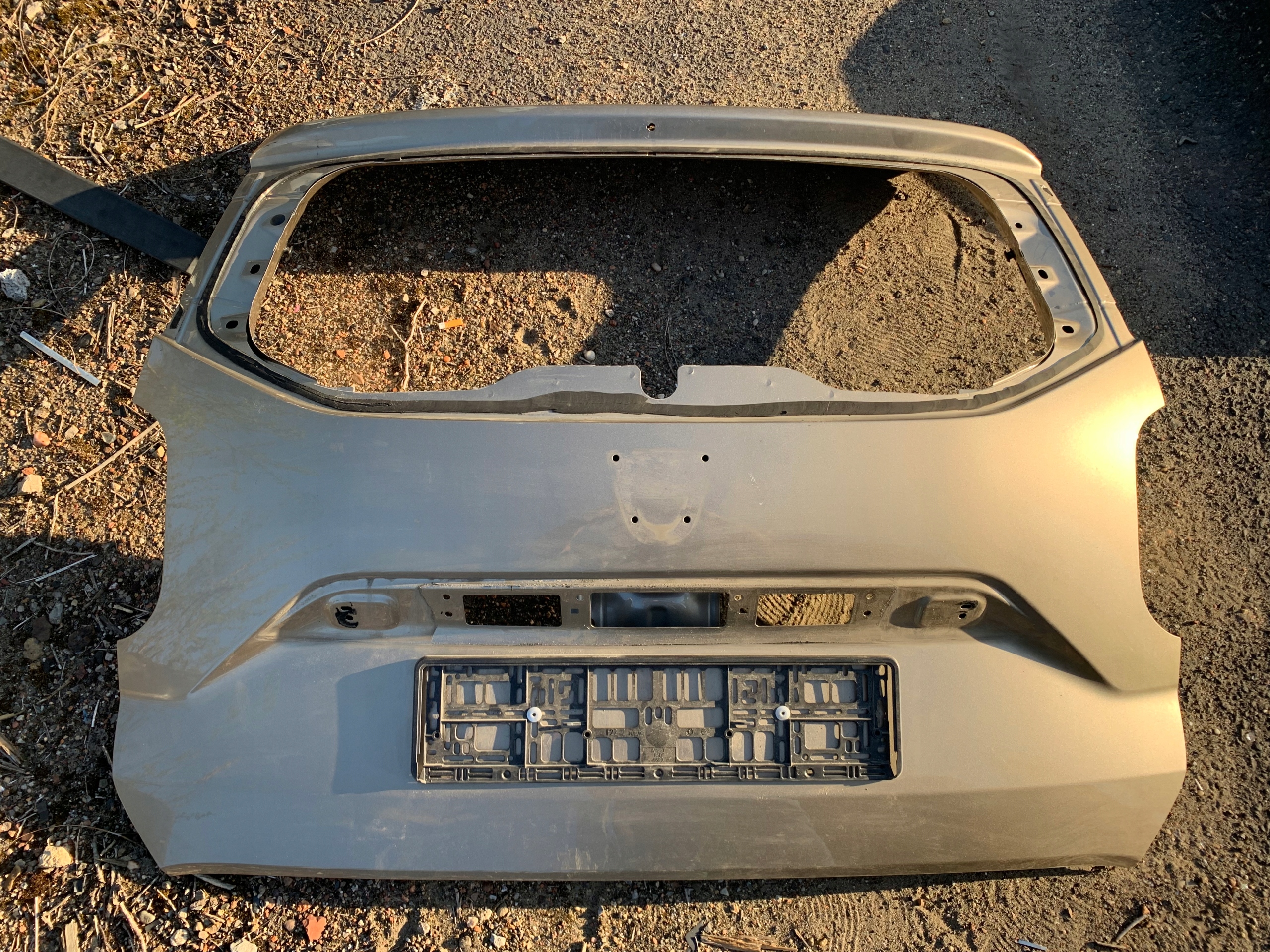 KLAPA BAGAŻNIKA DACIA DUSTER II 2