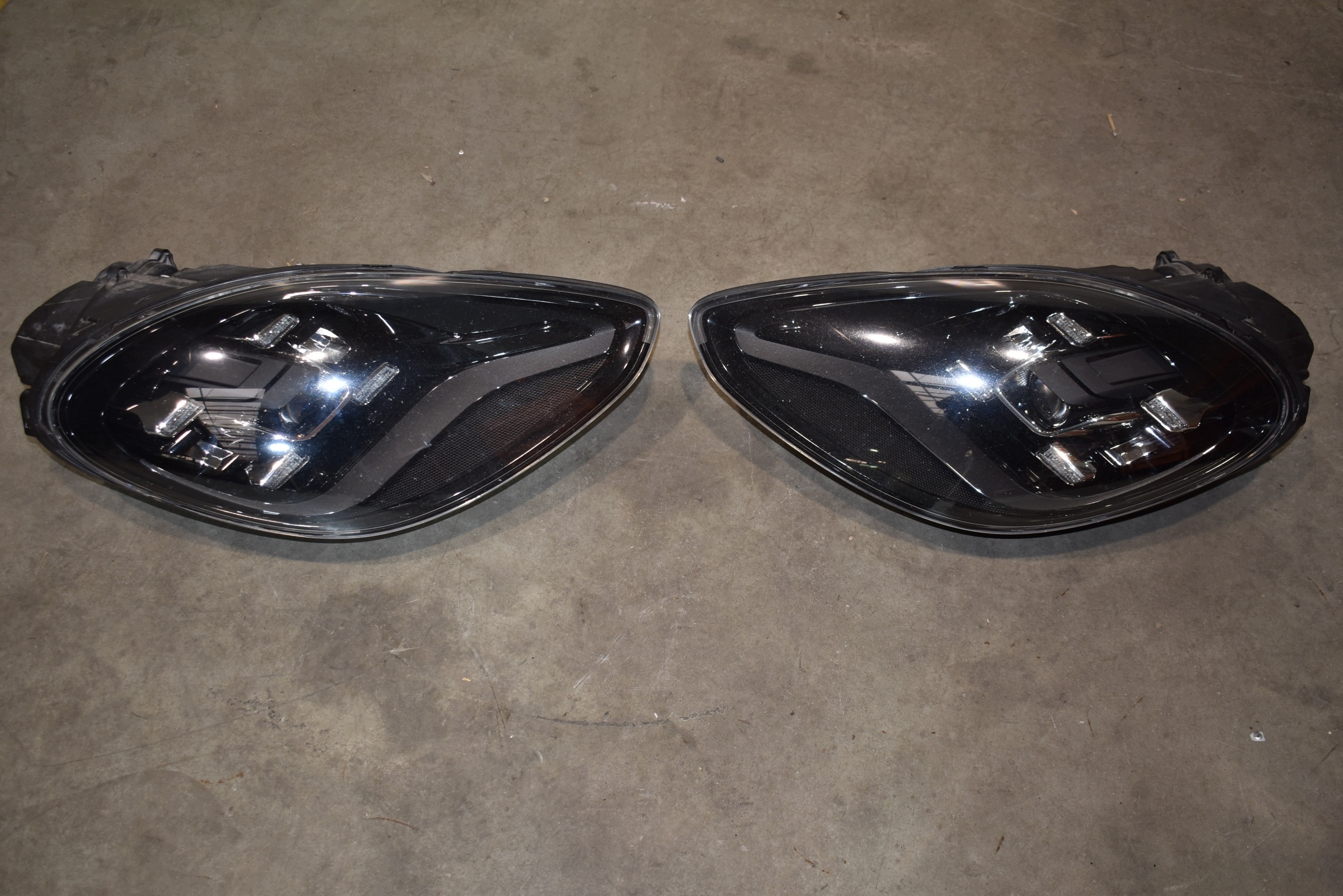 IDEALNE lights front front + MODULY KPL. FULL LED PORSCHE PANAMERA 971