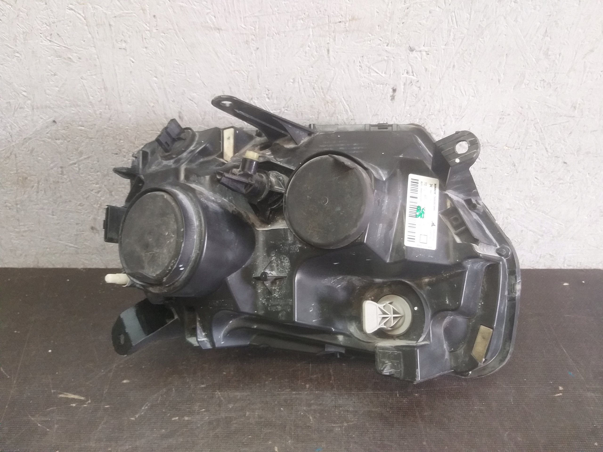 light front left DACIA DUSTER and 1 LIFT 260608209R