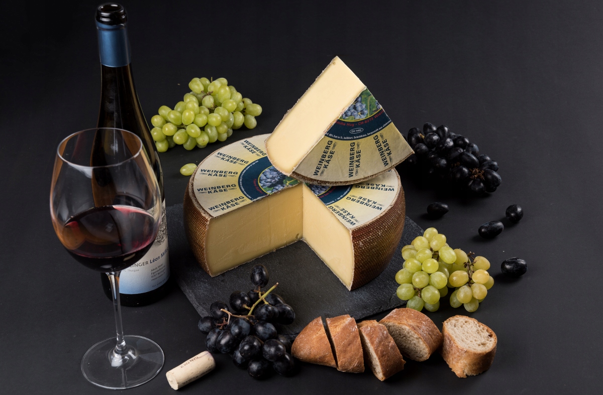 Levně Švýcarský Sýr Weinberg Kase 1 Kg Originální