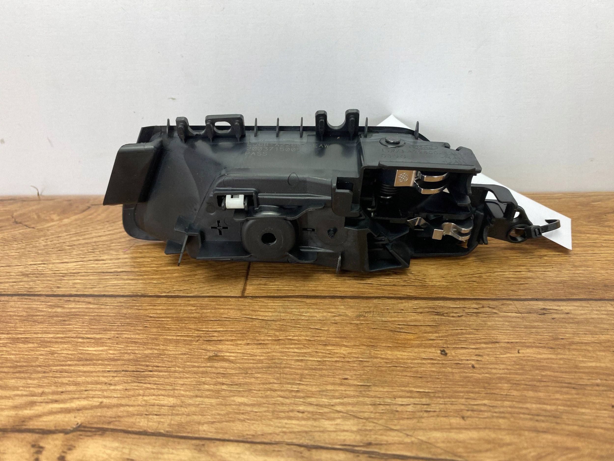 handle inner Ford Escape IV Kuga MK3 2020+