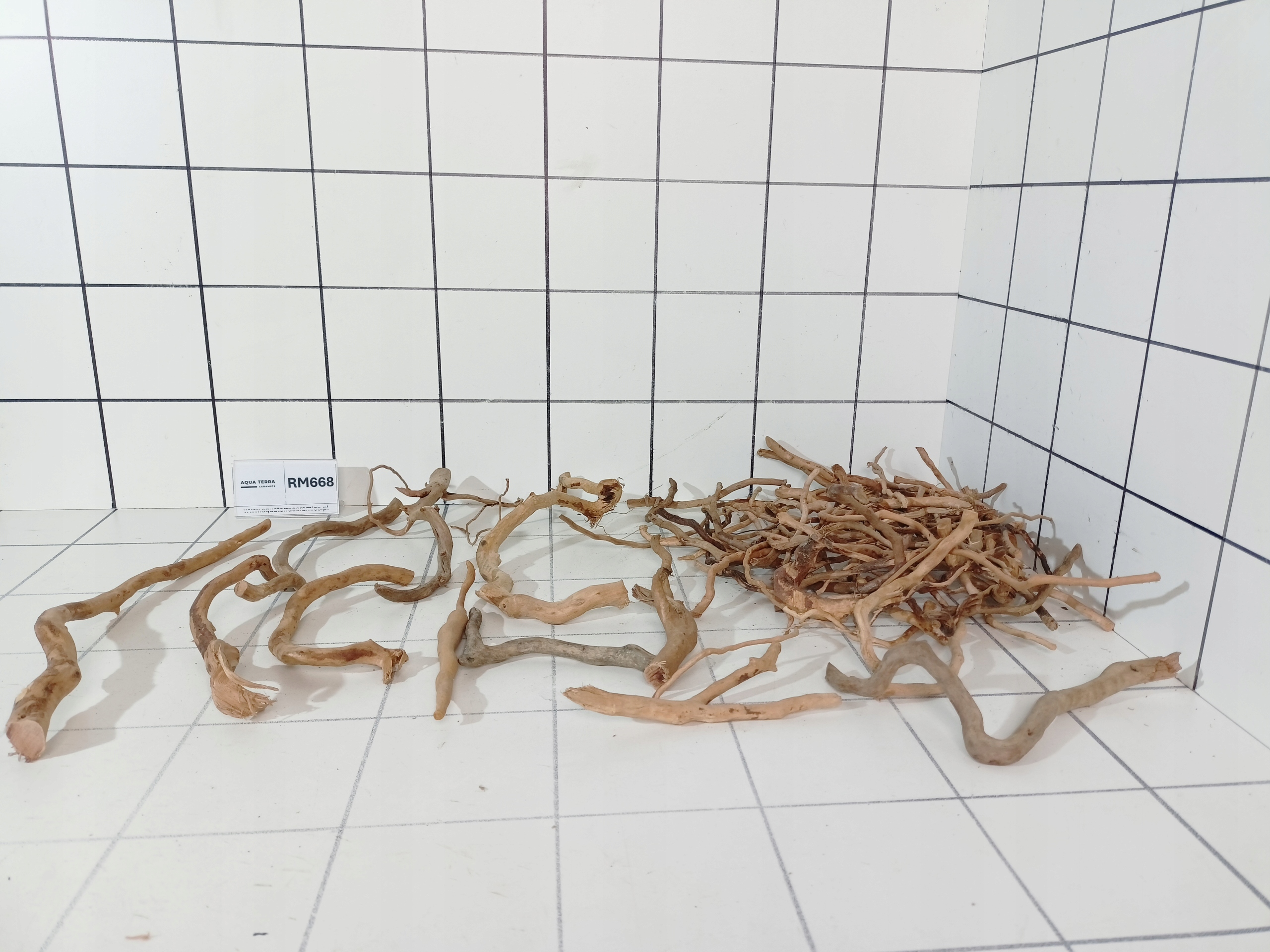 Korzeń Gałązki Red Moor RM668 Dekoracja 500G Zestaw Do Akwarium Terrarium