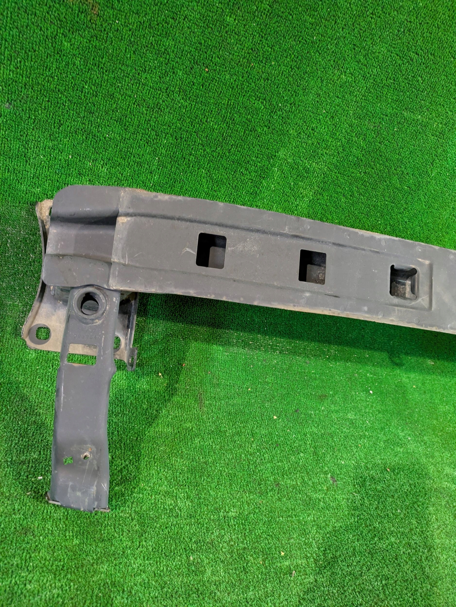 bumper support of the front front SKODA KODIAQ 16