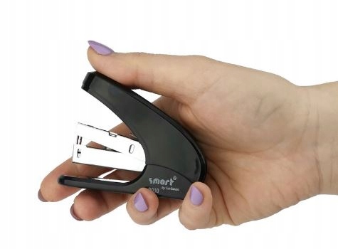 Zszywacz SMART 0010 do 20 kartek - 60% siły Marka Smart