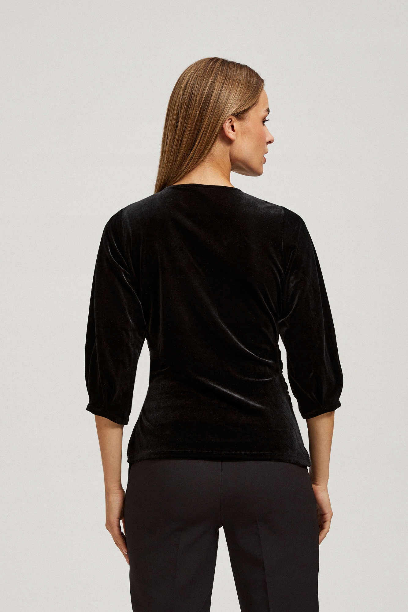 Welurowa bluzka M od MOODO Wzór dominujący bez wzoru