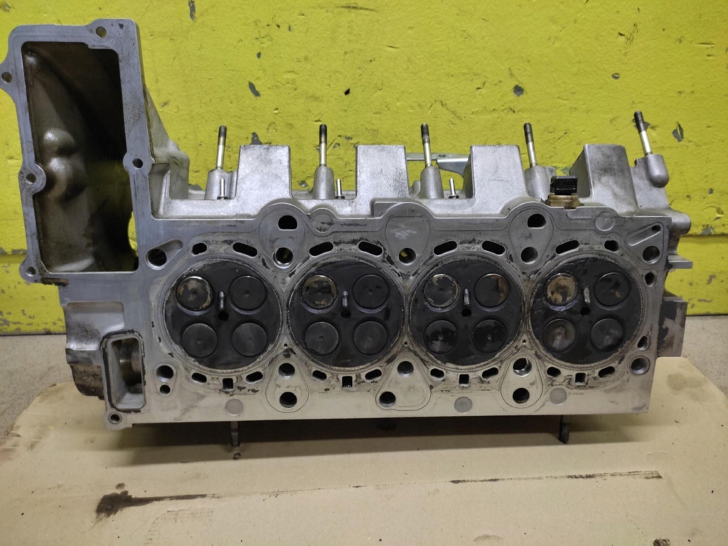 BMW E46 2.0 D TESTATA Motore 22466019