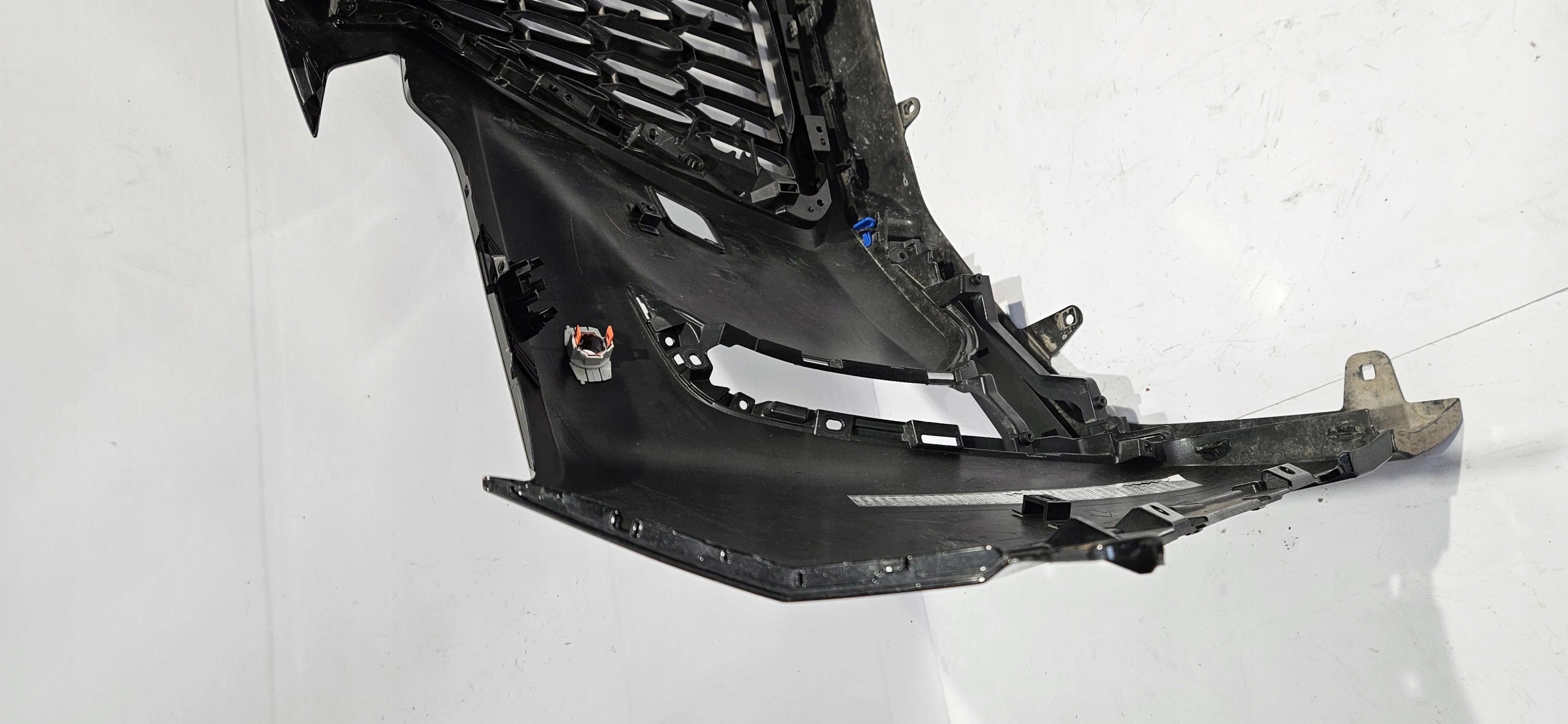 front bumper grille LEXUS NX II 21- PDC washers original 52119-78330