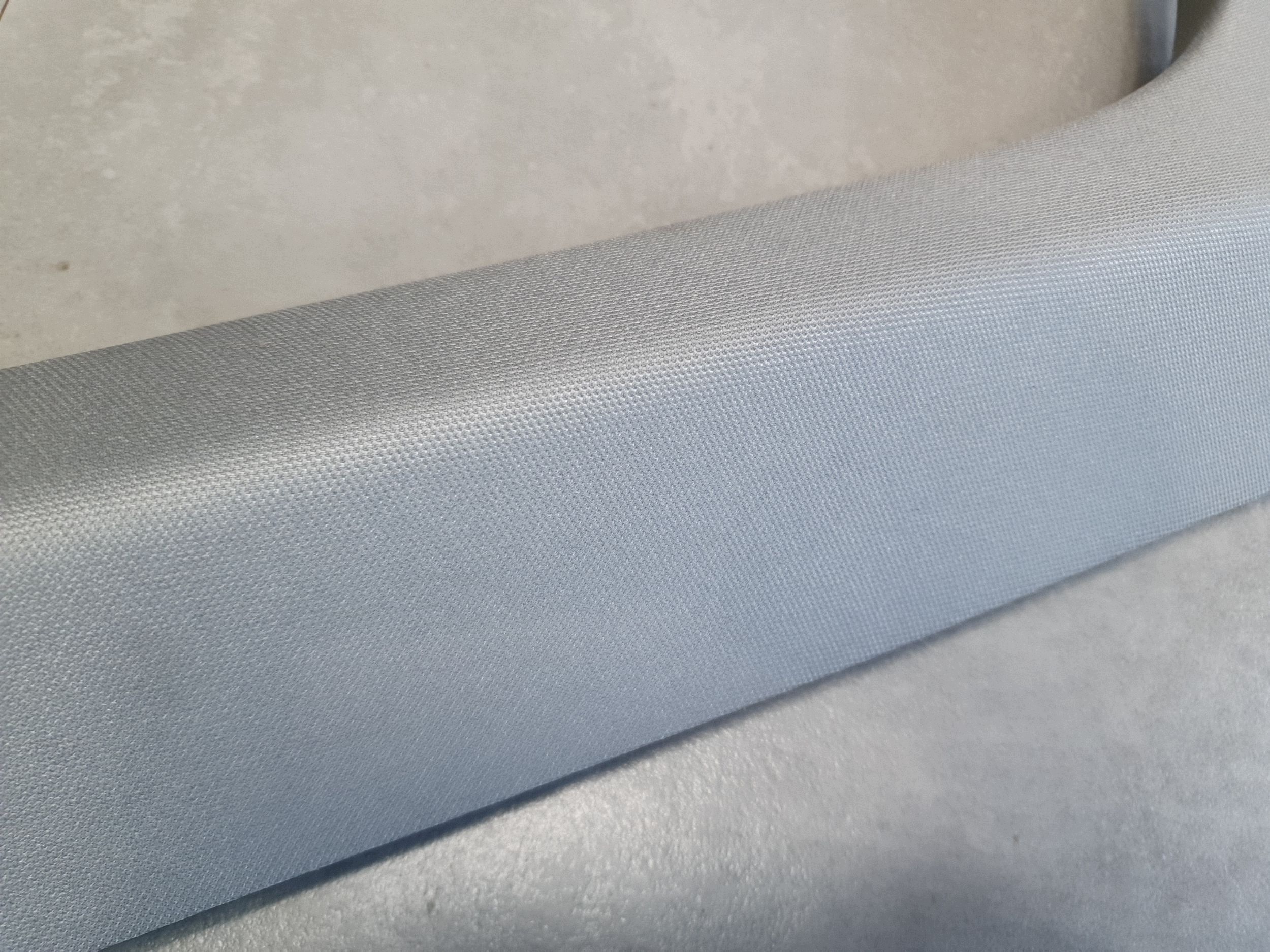 Audi Q6 e-tron couverture montant A droit 85H867234