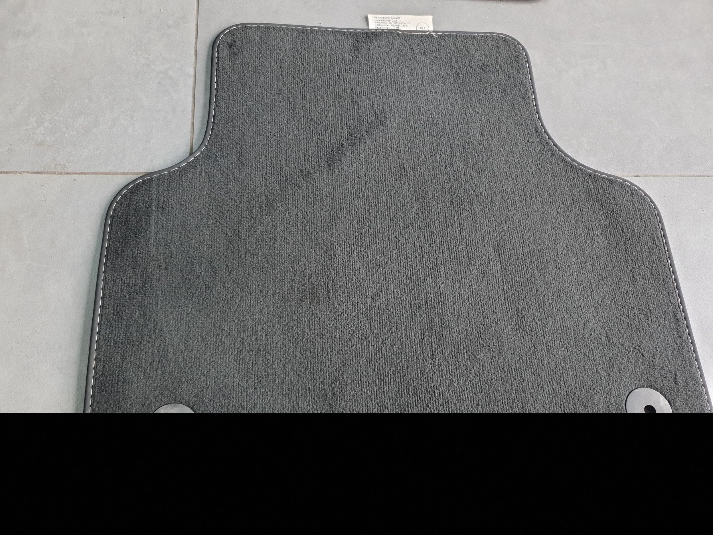 Audi Q7 4M mats welurowe original 4M1863011A