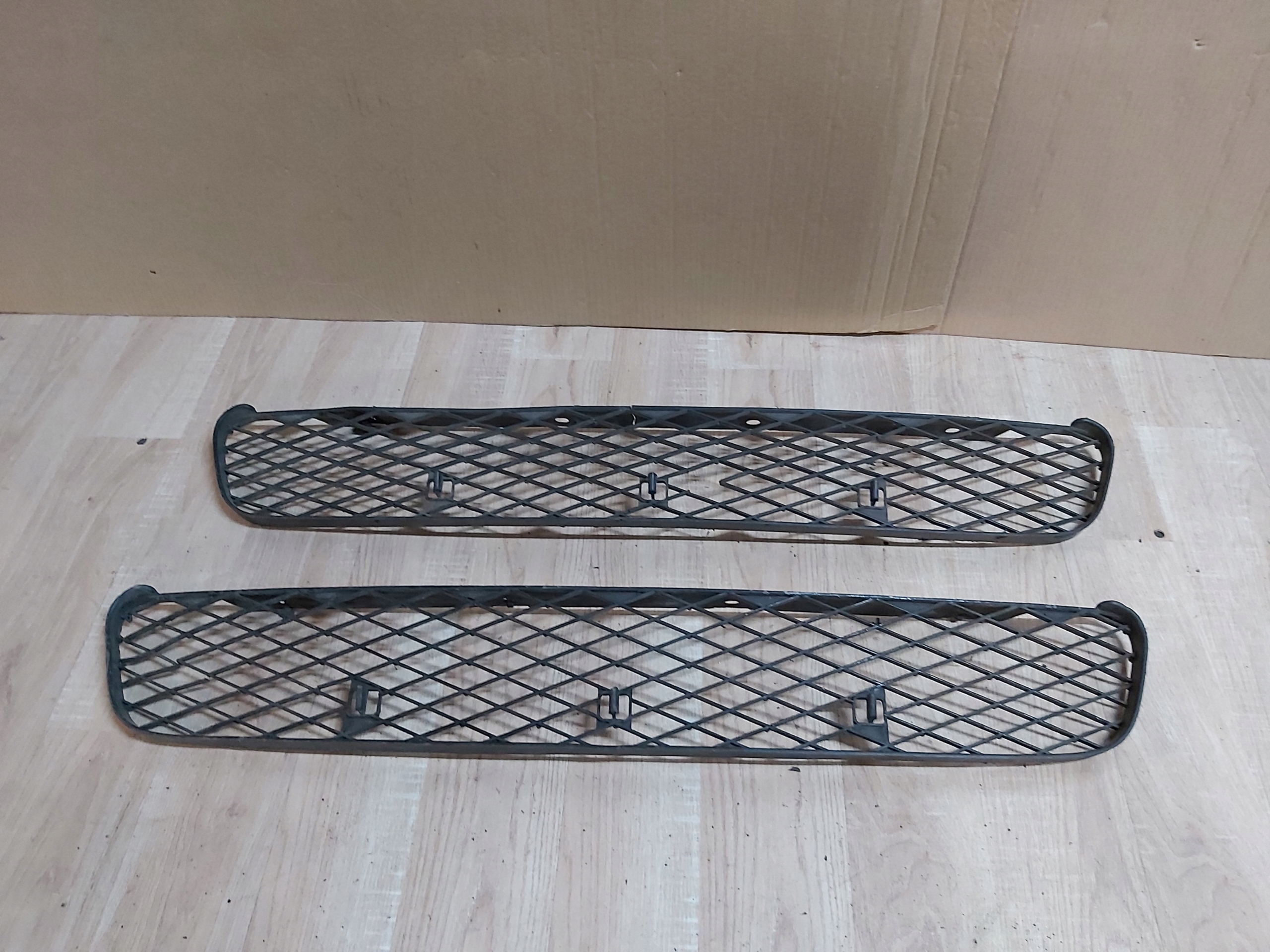 53114-20101 - TOYOTA CELICA VI решітка бампера передня решітка